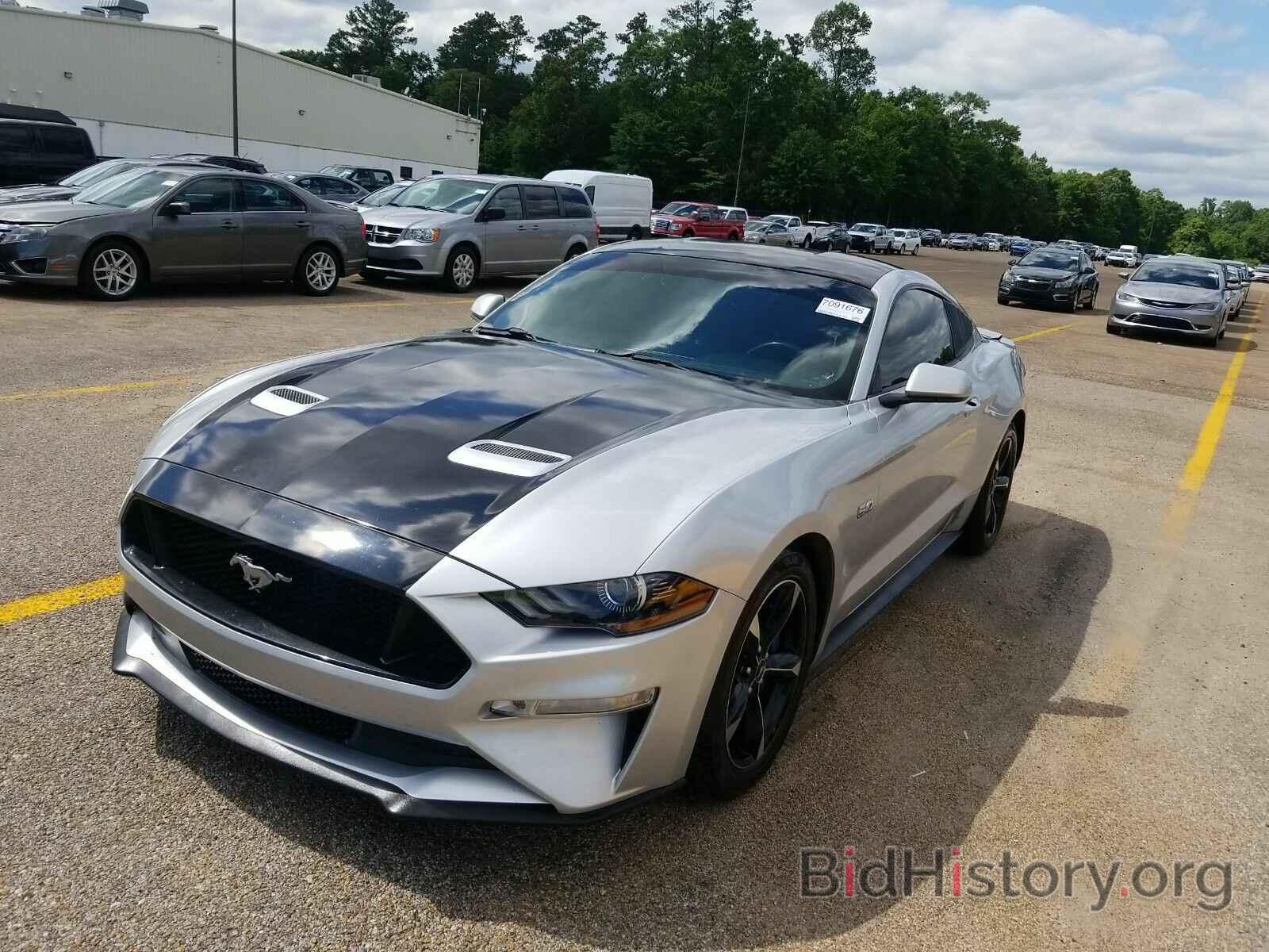 Photo 1FA6P8CF8J5116514 - Ford Mustang GT 2018