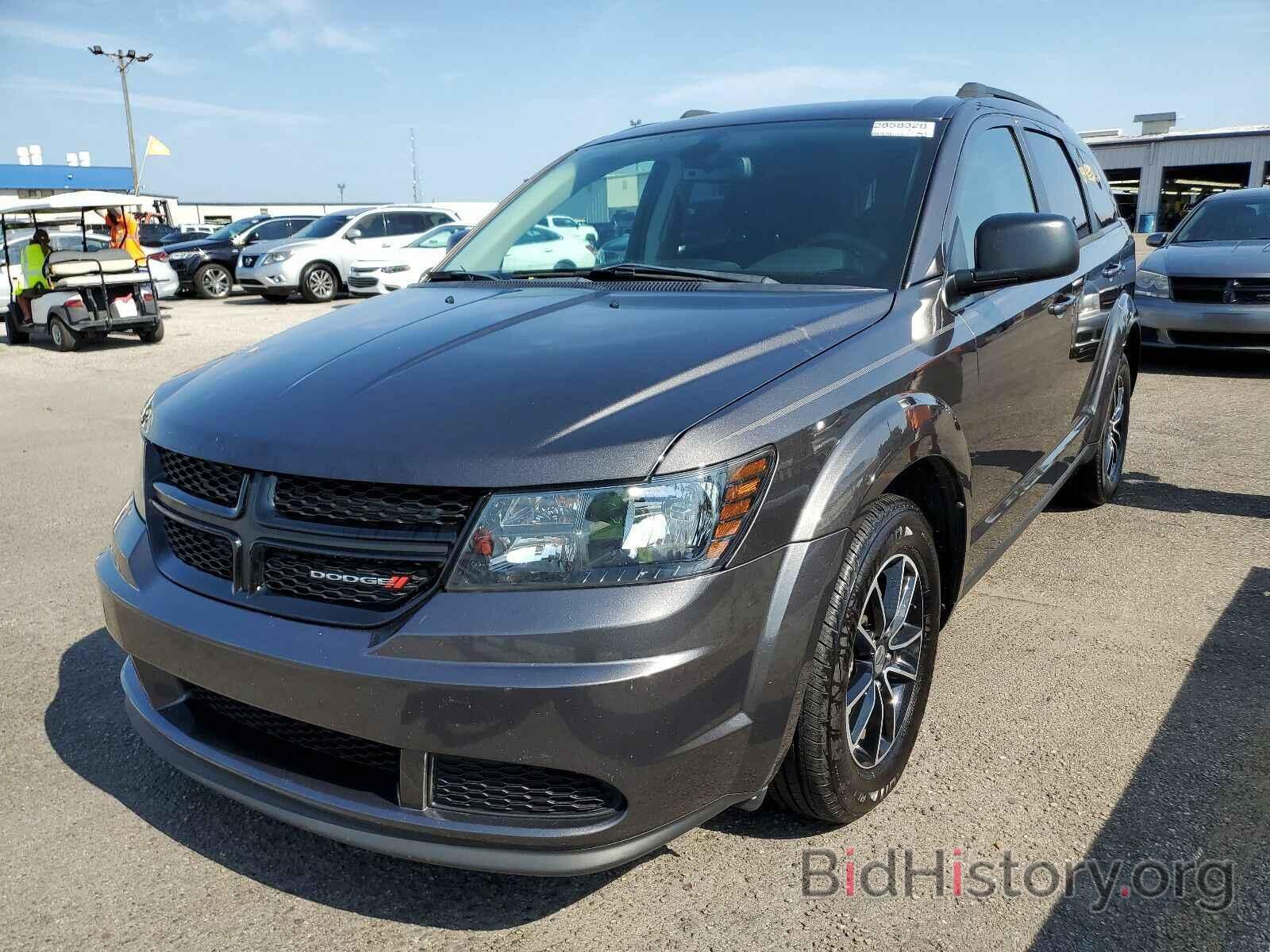 Photo 3C4PDCABXJT496515 - Dodge Journey 2018