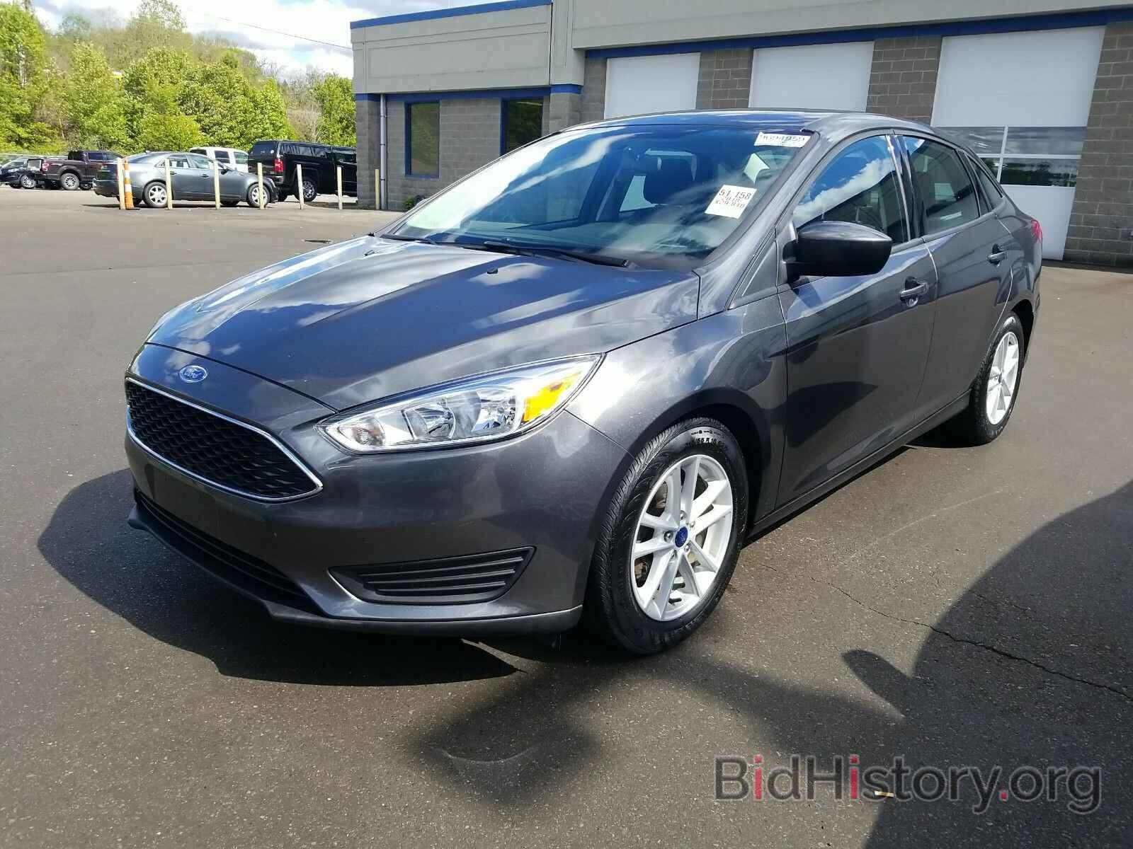 Фотография 1FADP3F24JL215622 - Ford Focus SE 2018