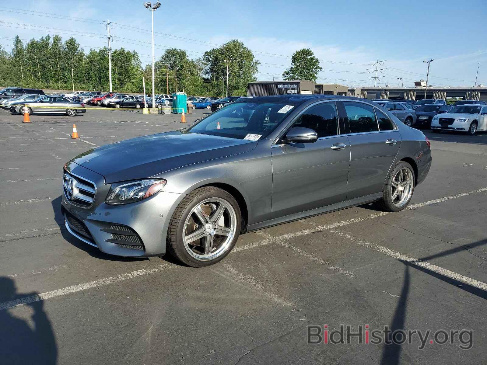 Photo WDDZF4KBXHA159499 - Mercedes-Benz E-Class 2017