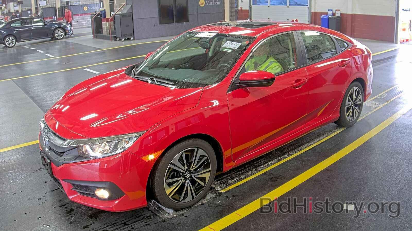 Photo JHMFC1F78JX025196 - Honda Civic Sedan 2018