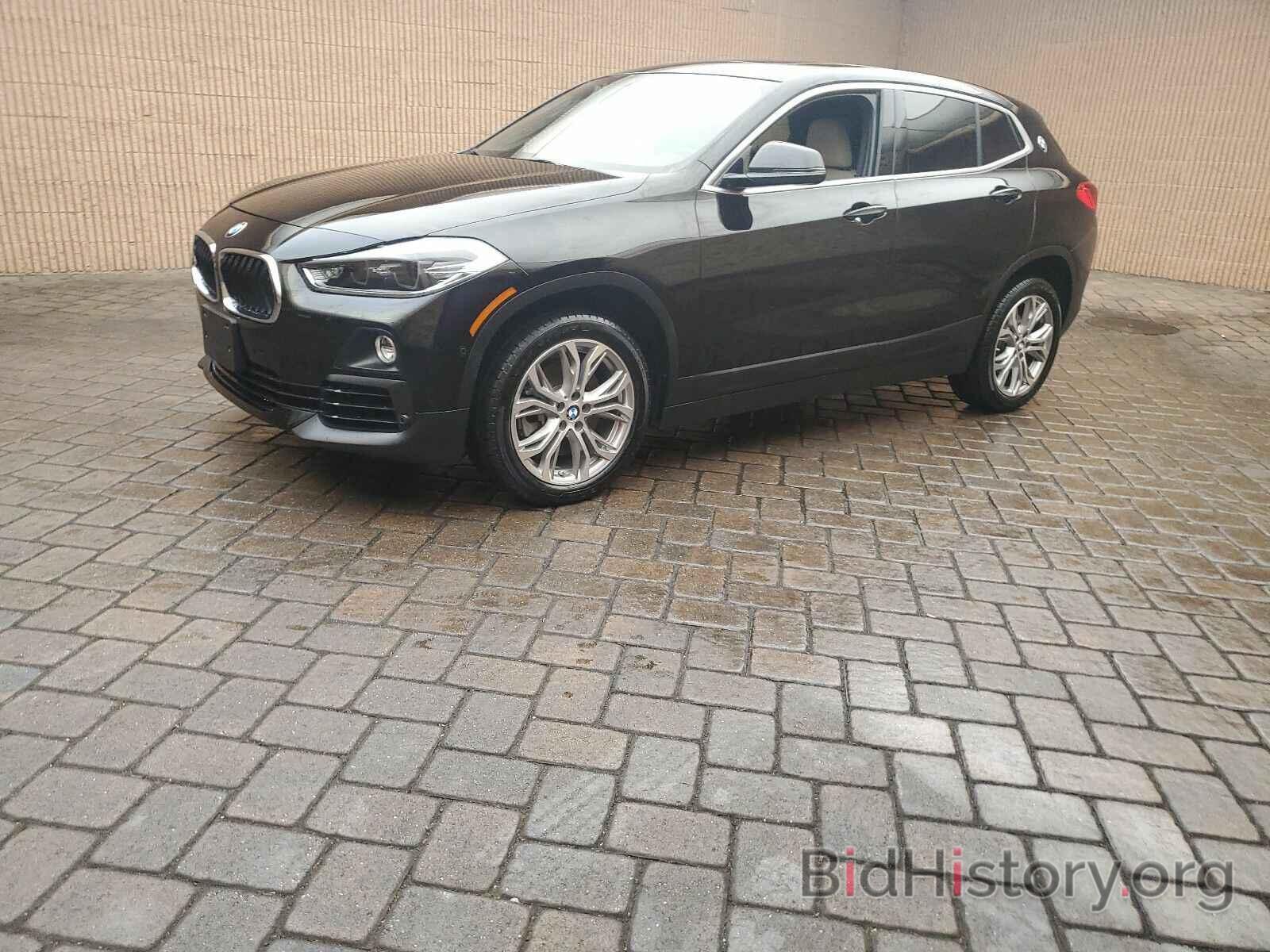 Фотография WBXYJ5C38JEF77064 - BMW X2 2018