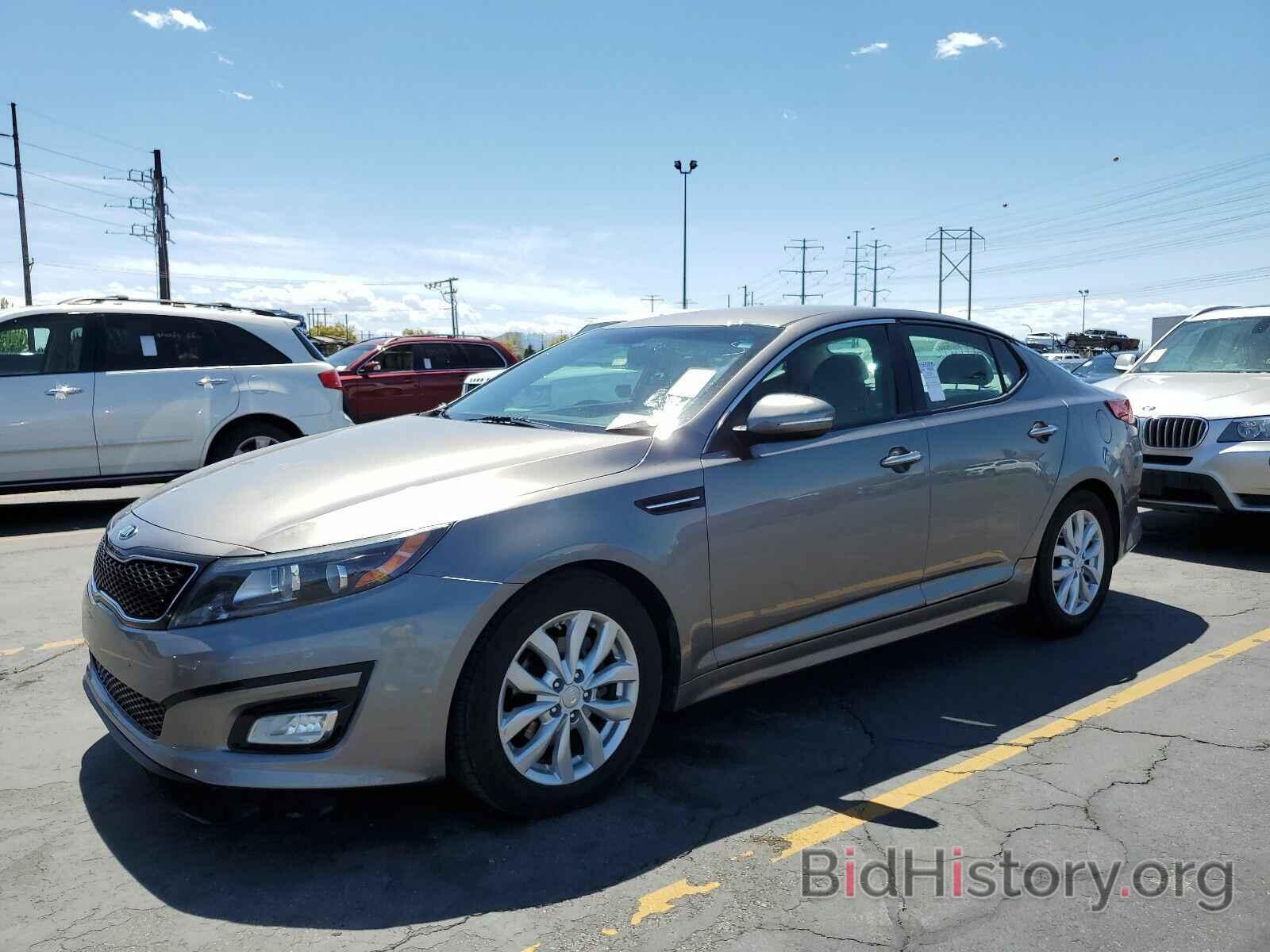 Photo 5XXGM4A75FG452040 - Kia Optima 2015