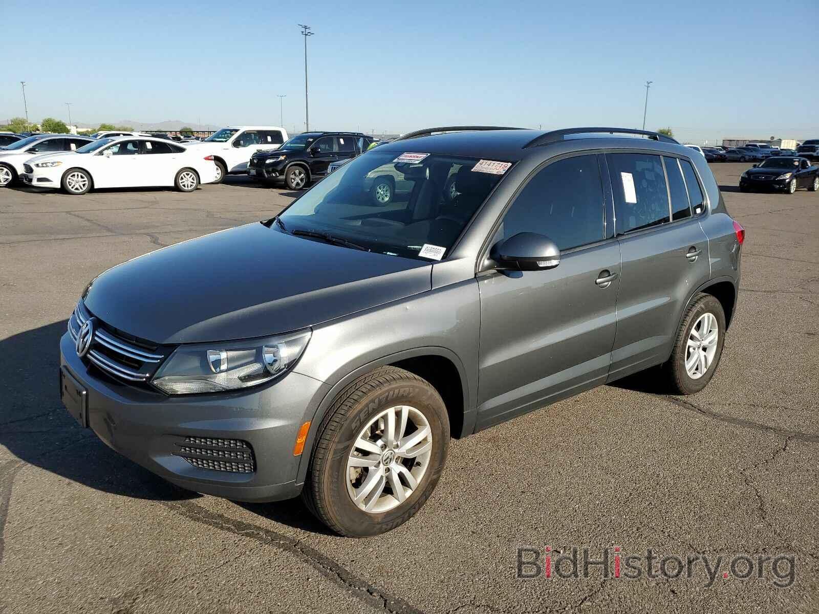 Photo WVGAV7AXXGW050353 - Volkswagen Tiguan 2016