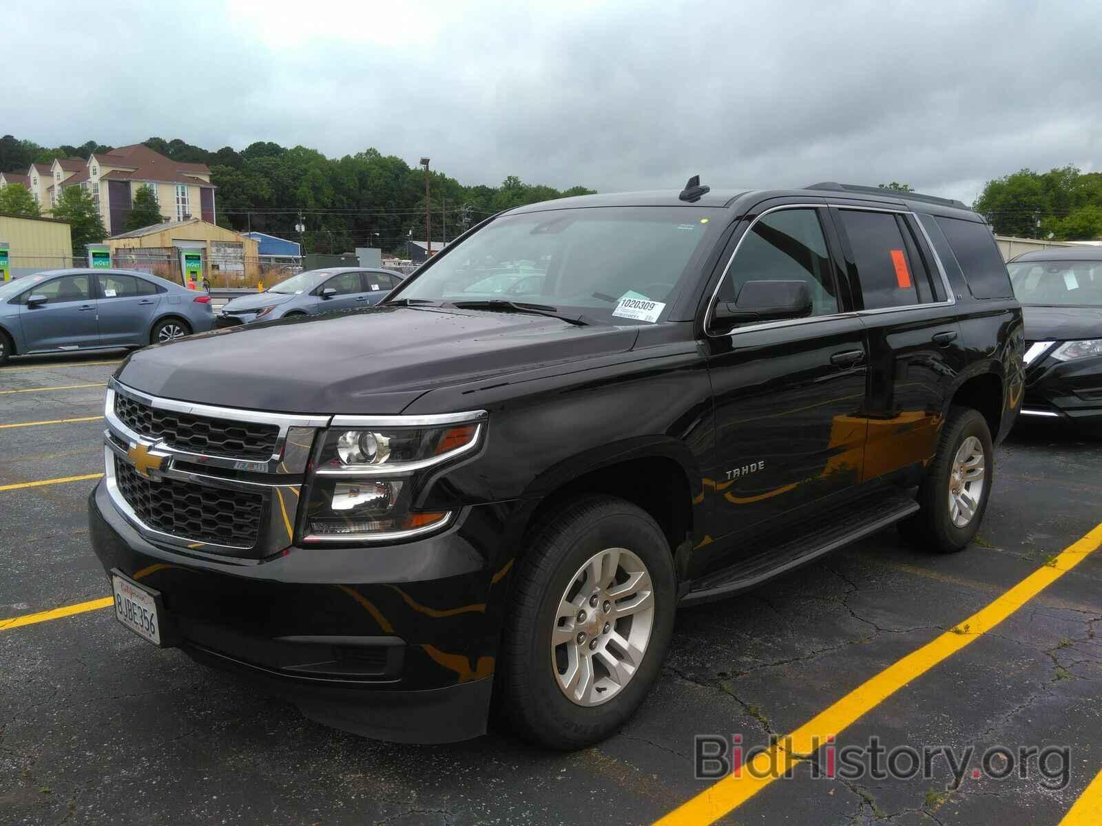 Photo 1GNSKBKC5KR305215 - Chevrolet Tahoe 2019