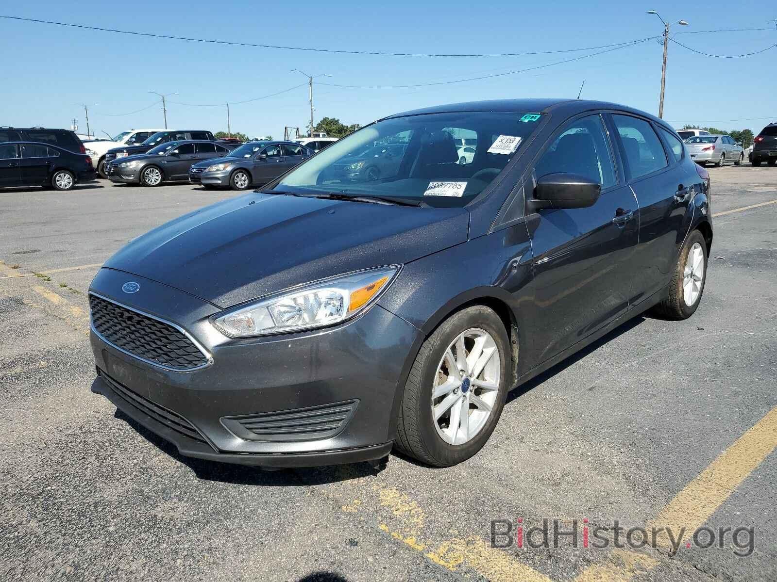 Photo 1FADP3K2XJL262529 - Ford Focus SE 2018