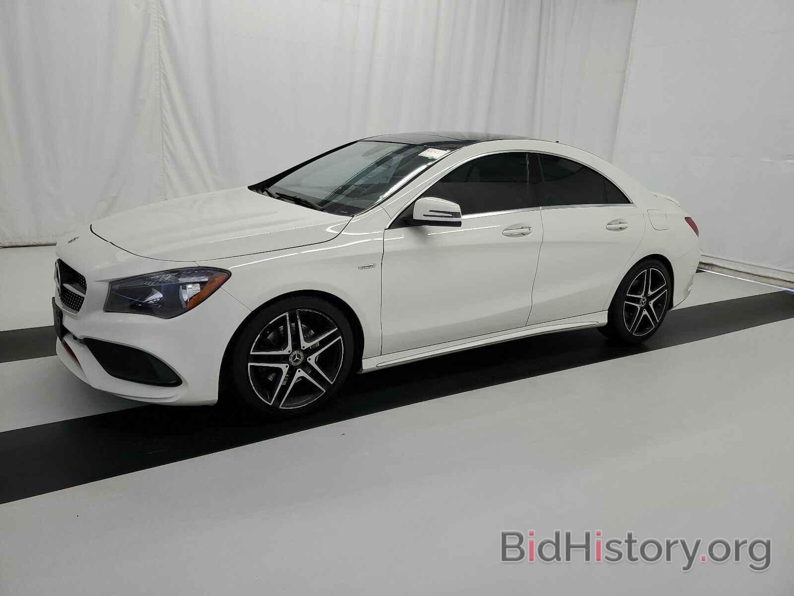 Photo WDDSJ4EB6JN597981 - Mercedes-Benz CLA 2018