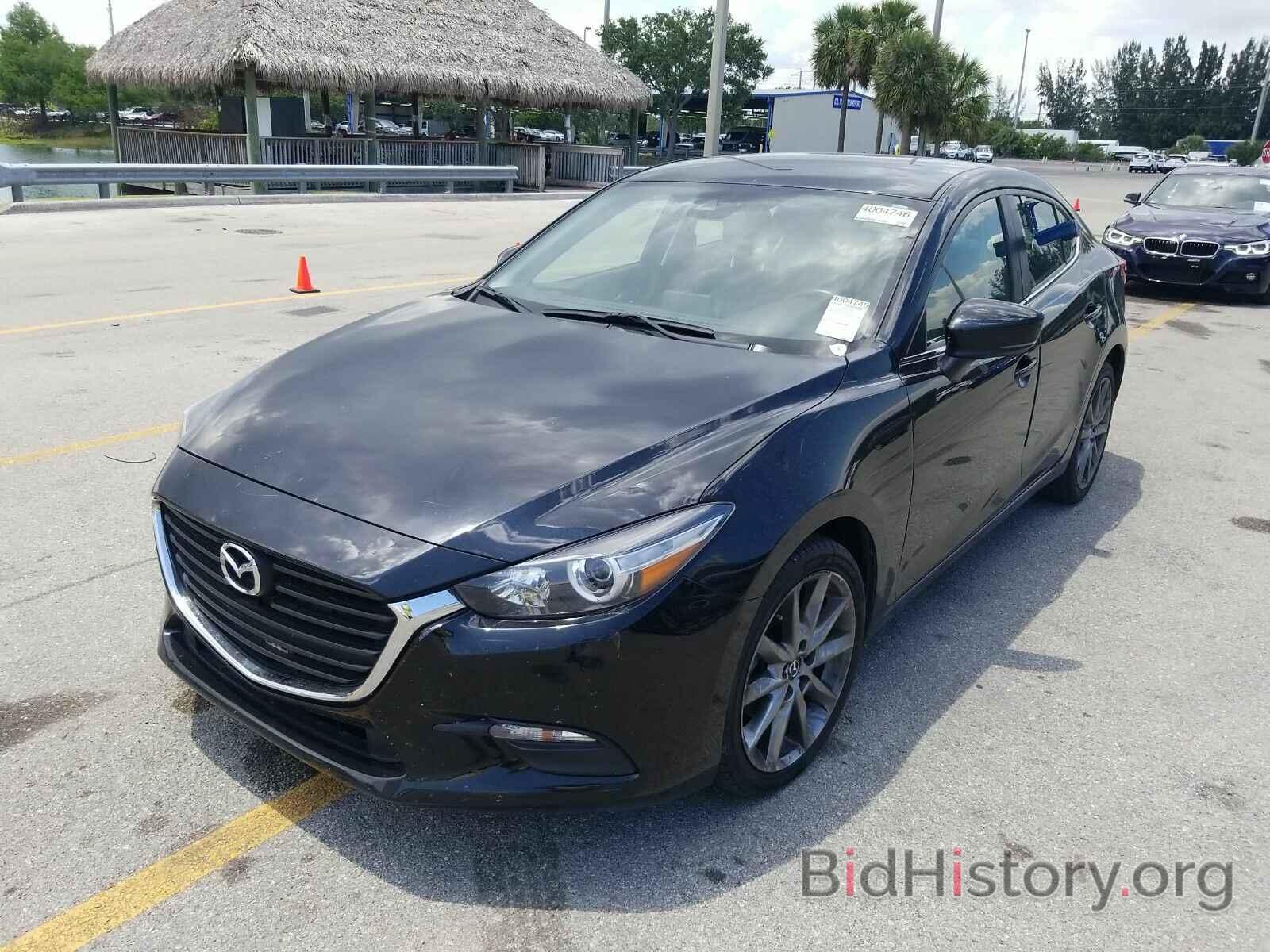 Photo 3MZBN1V34JM234799 - Mazda Mazda3 4-Door 2018