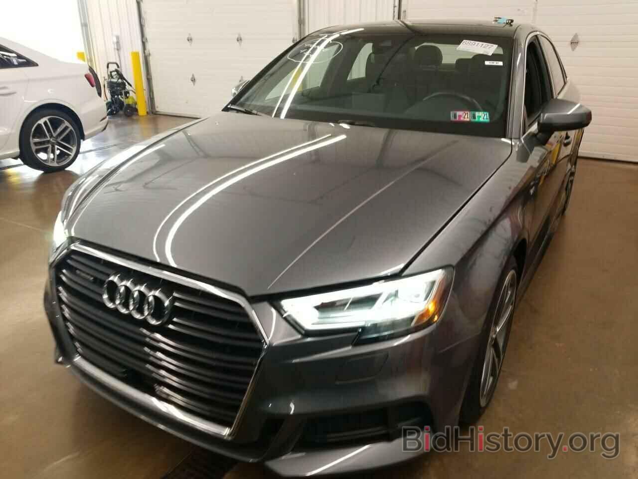 Photo WAUK8HFF4J1074509 - Audi A3 Sedan 2018