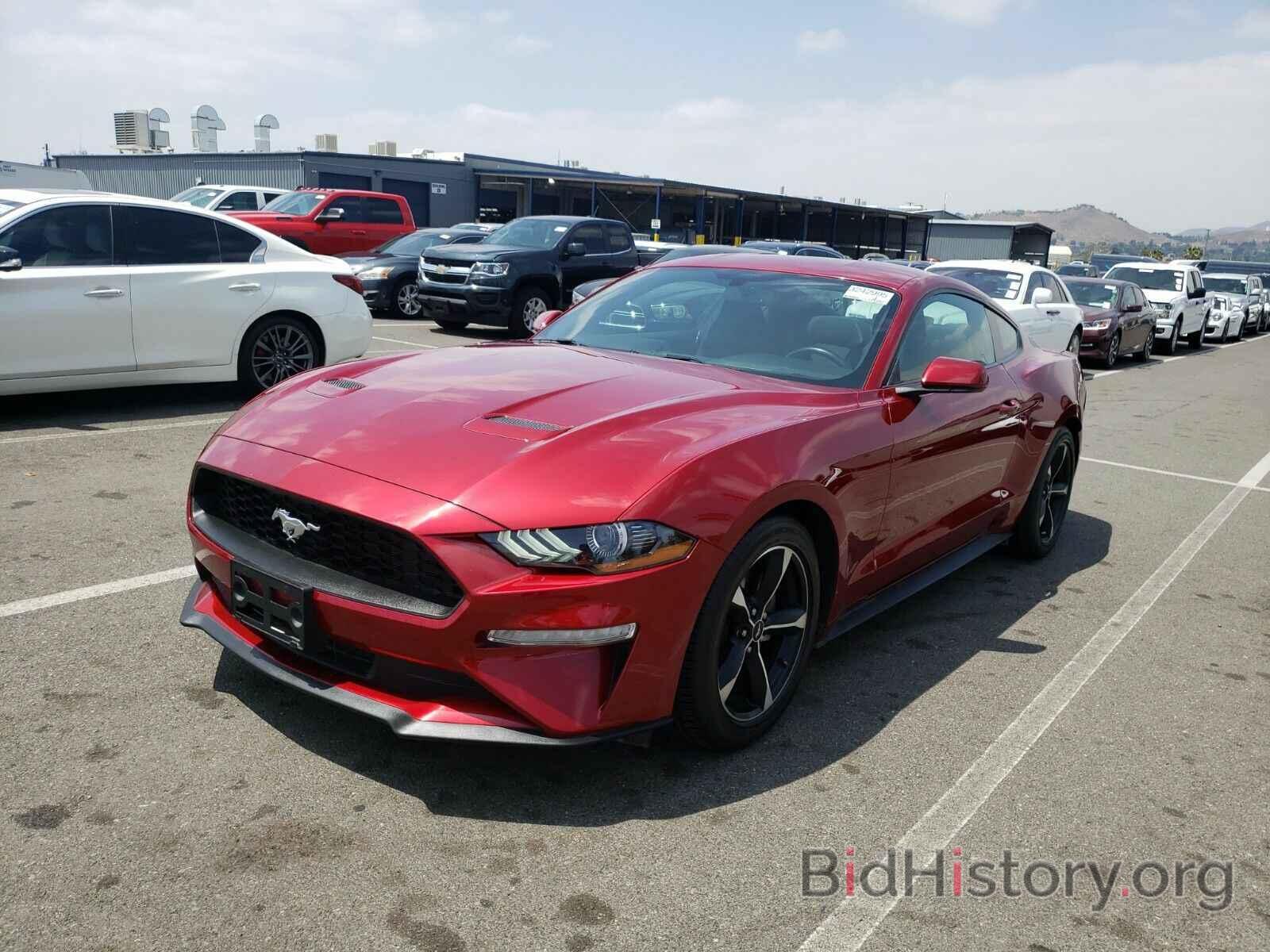 Photo 1FA6P8TH6J5159556 - Ford Mustang 2018
