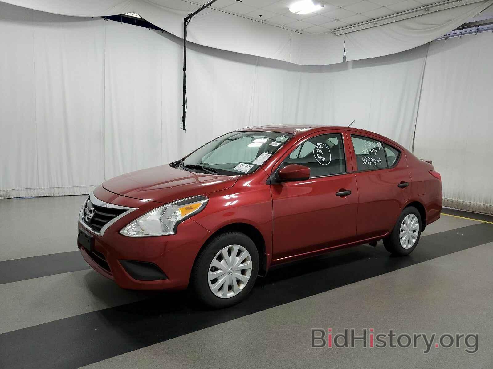 Фотография 3N1CN7AP7JL886439 - Nissan Versa Sedan 2018