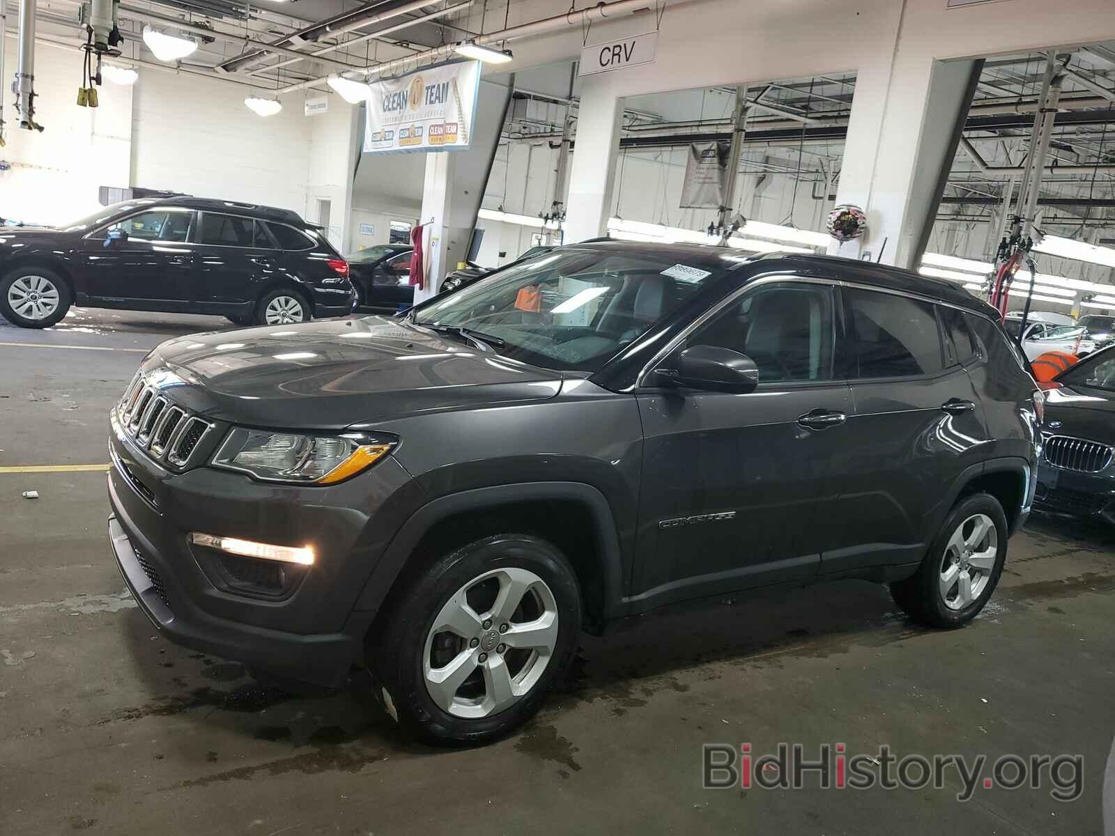 Фотография 3C4NJDBBXJT231887 - Jeep Compass 2018