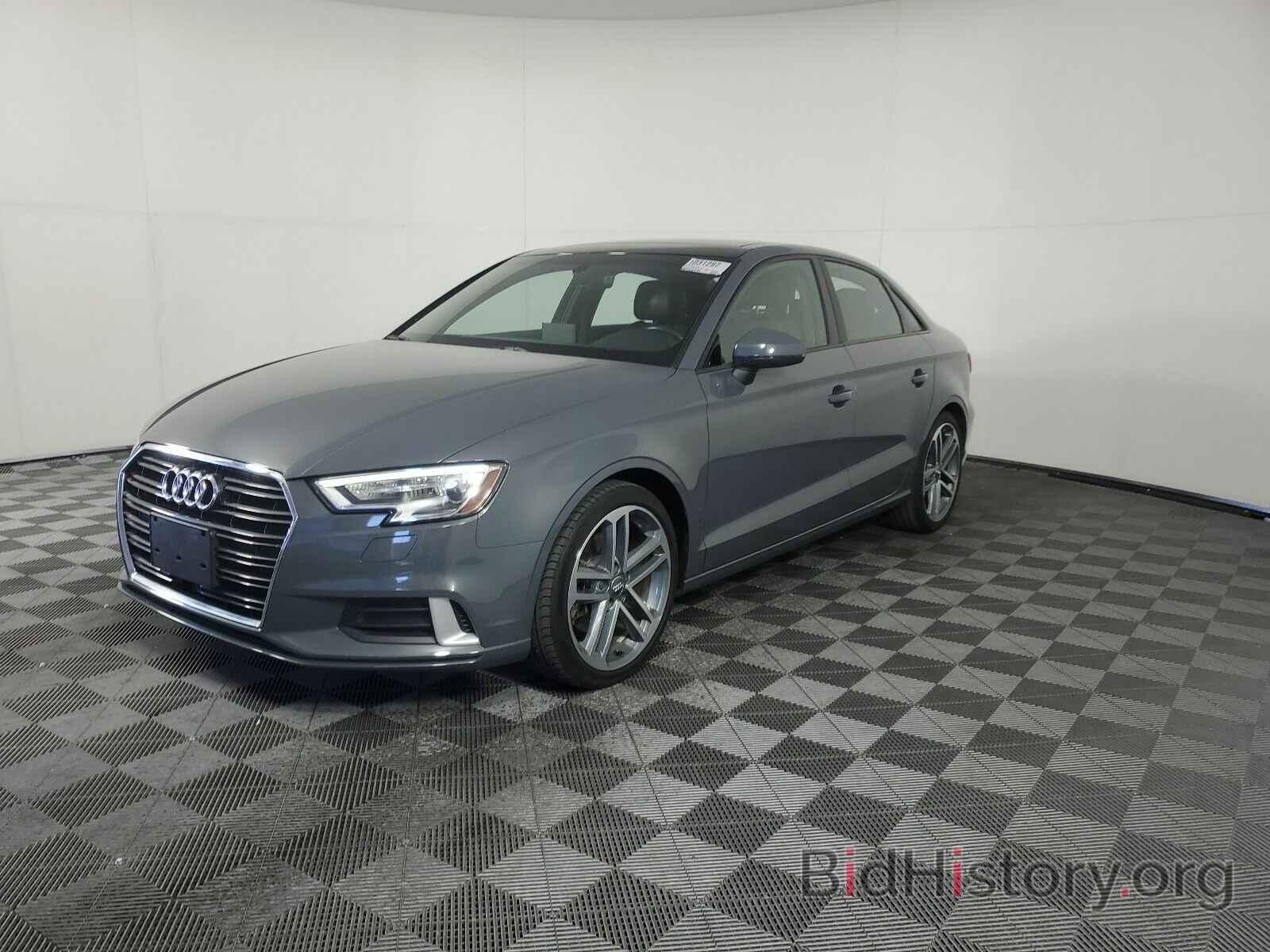 Photo WAUAUGFF5J1032464 - Audi A3 Sedan 2018