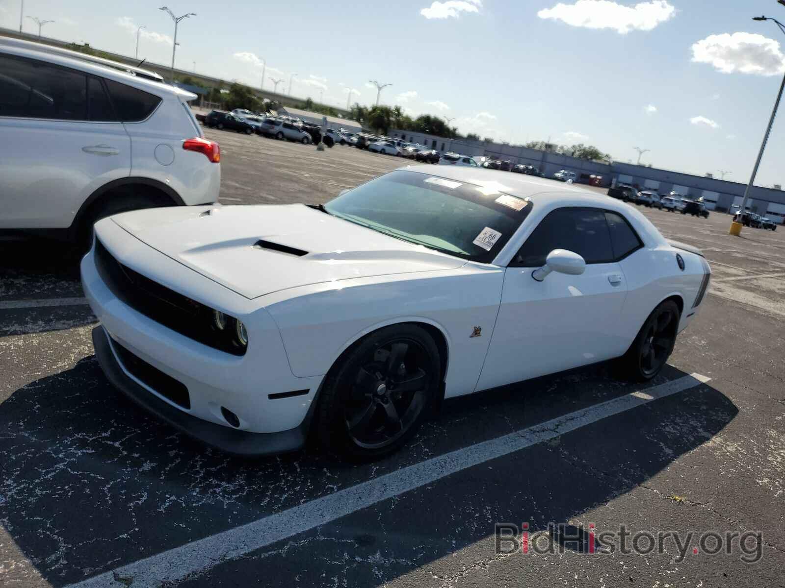 Фотография 2C3CDZFJXFH736801 - Dodge Challenger 2015