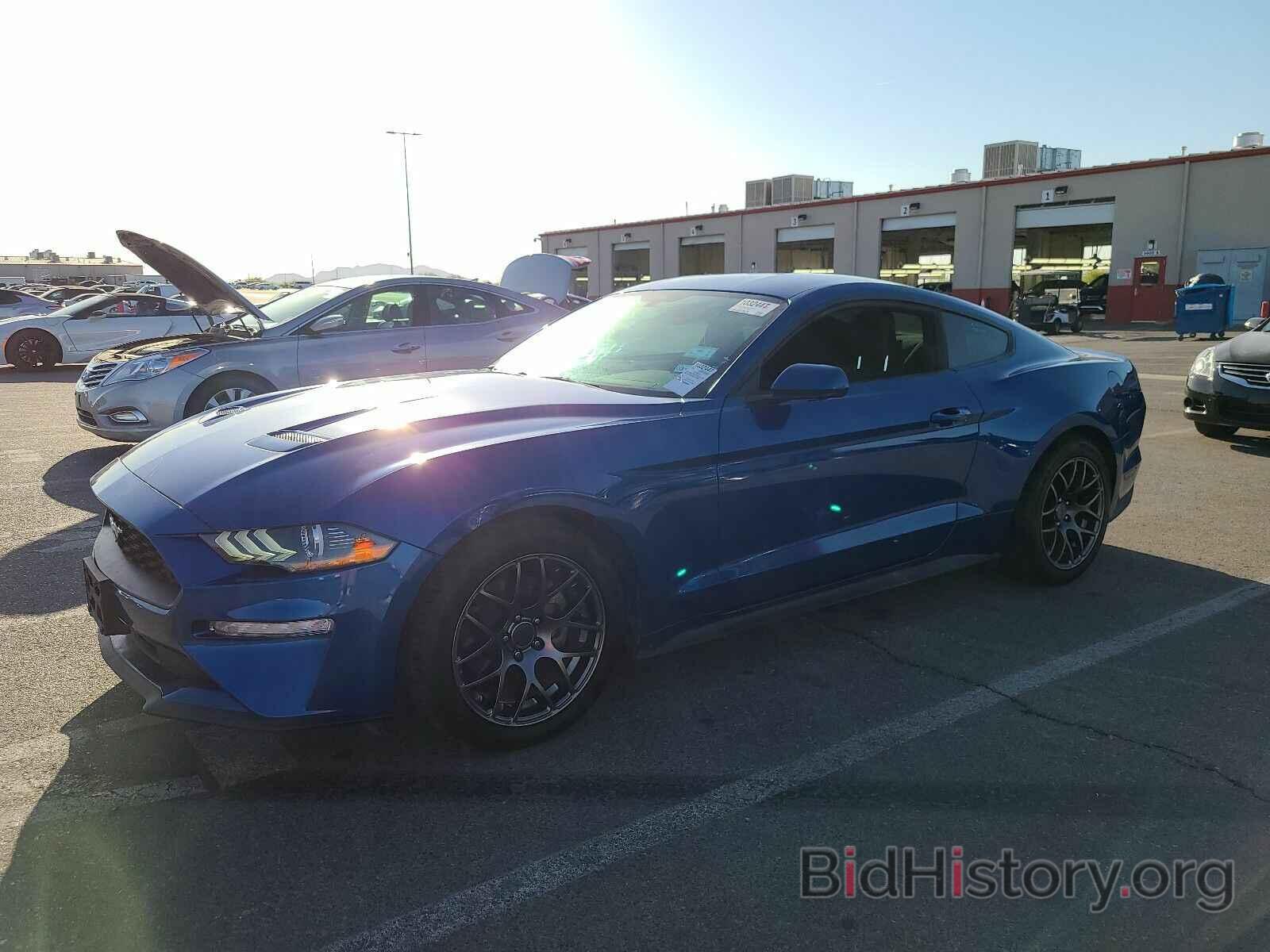 Photo 1FA6P8TH4J5113904 - Ford Mustang 2018