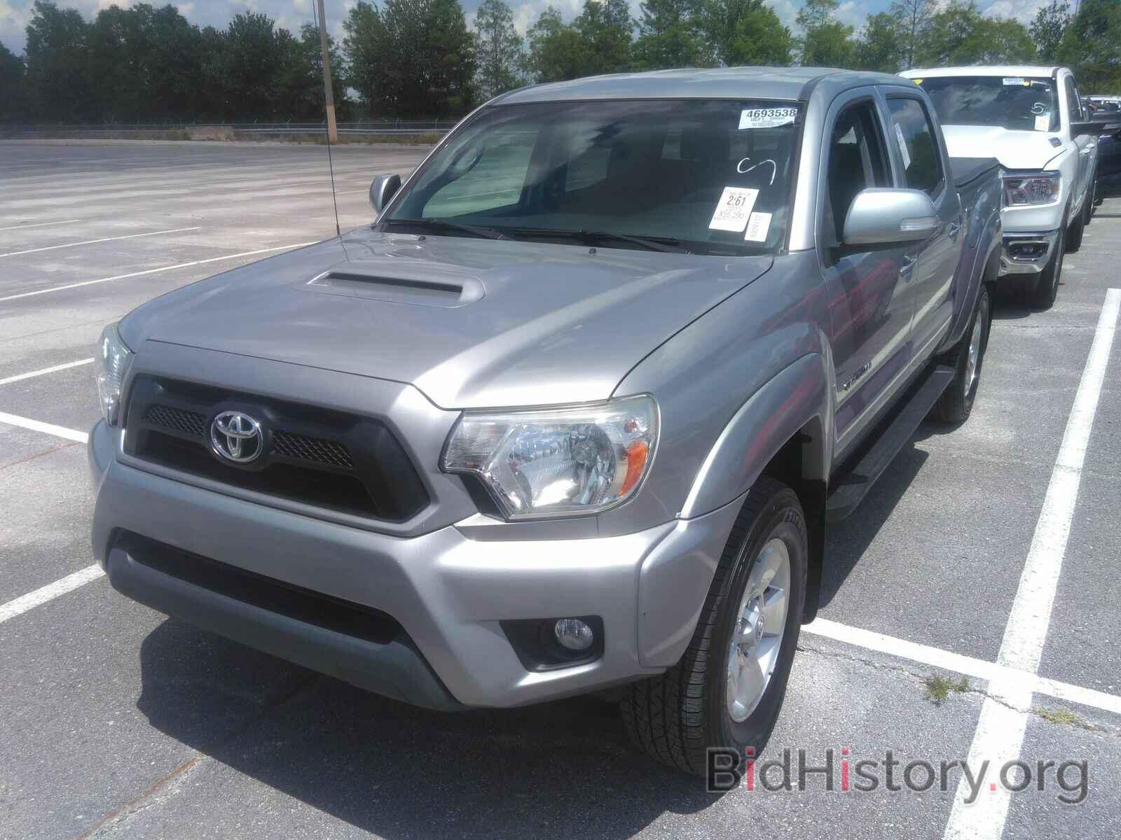 Photo 3TMLU4EN2FM177460 - Toyota Tacoma 4WD 2015