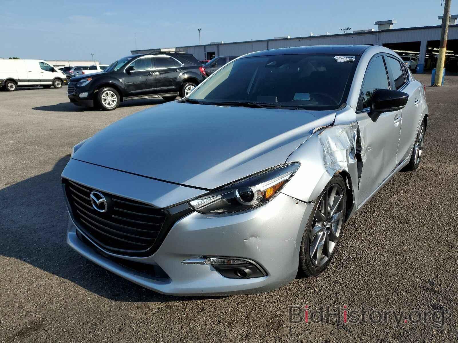 Photo 3MZBN1W32JM188209 - Mazda Mazda3 4-Door 2018