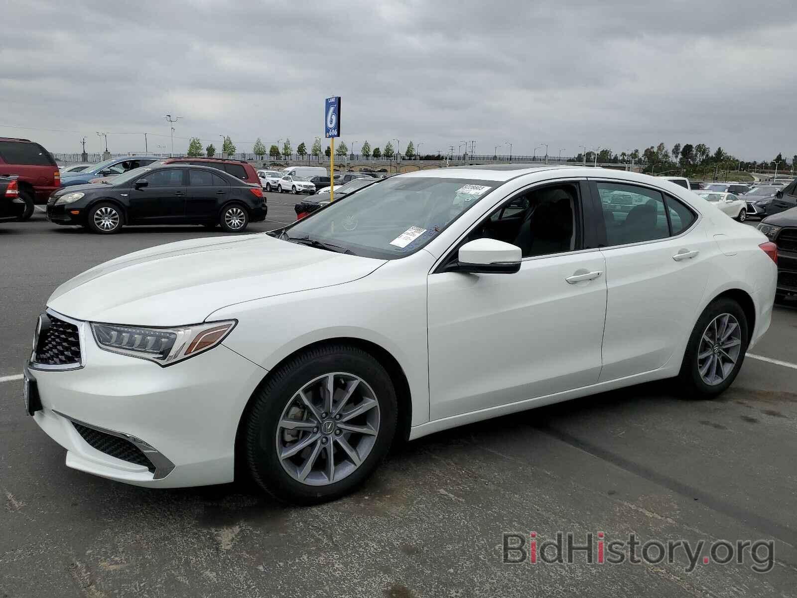 Фотография 19UUB1F31JA011492 - Acura TLX 2018