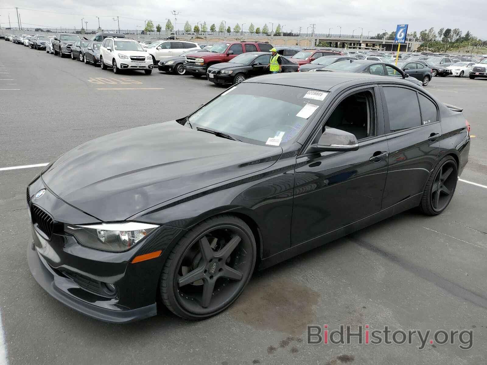 Photo WBA3B1G56FNT05882 - BMW 3 Series 2015