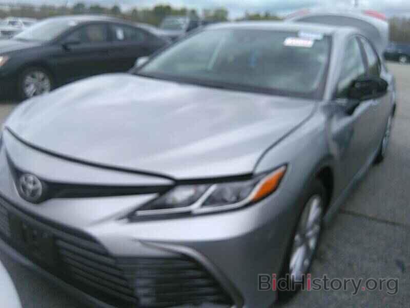 Photo 4T1C11AK7MU444566 - Toyota Camry LE 2021