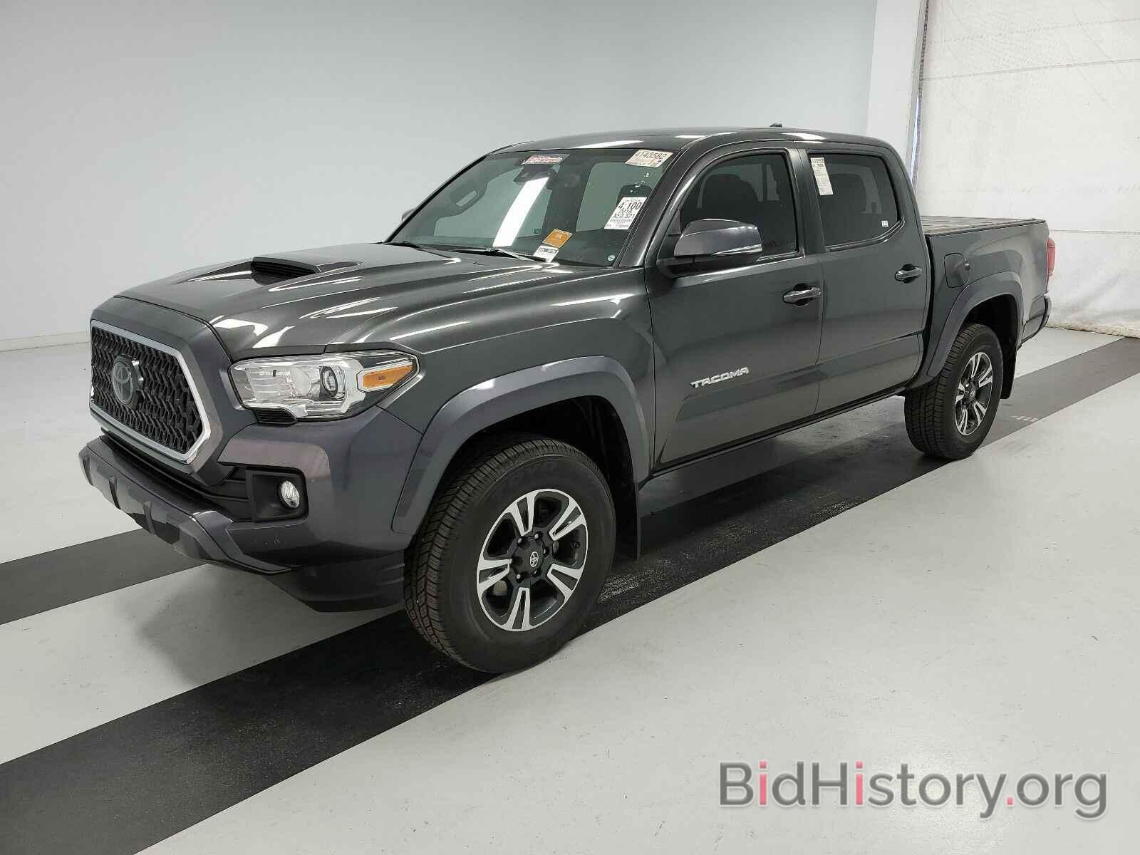 Photo 3TMCZ5AN0JM131678 - Toyota Tacoma 2018