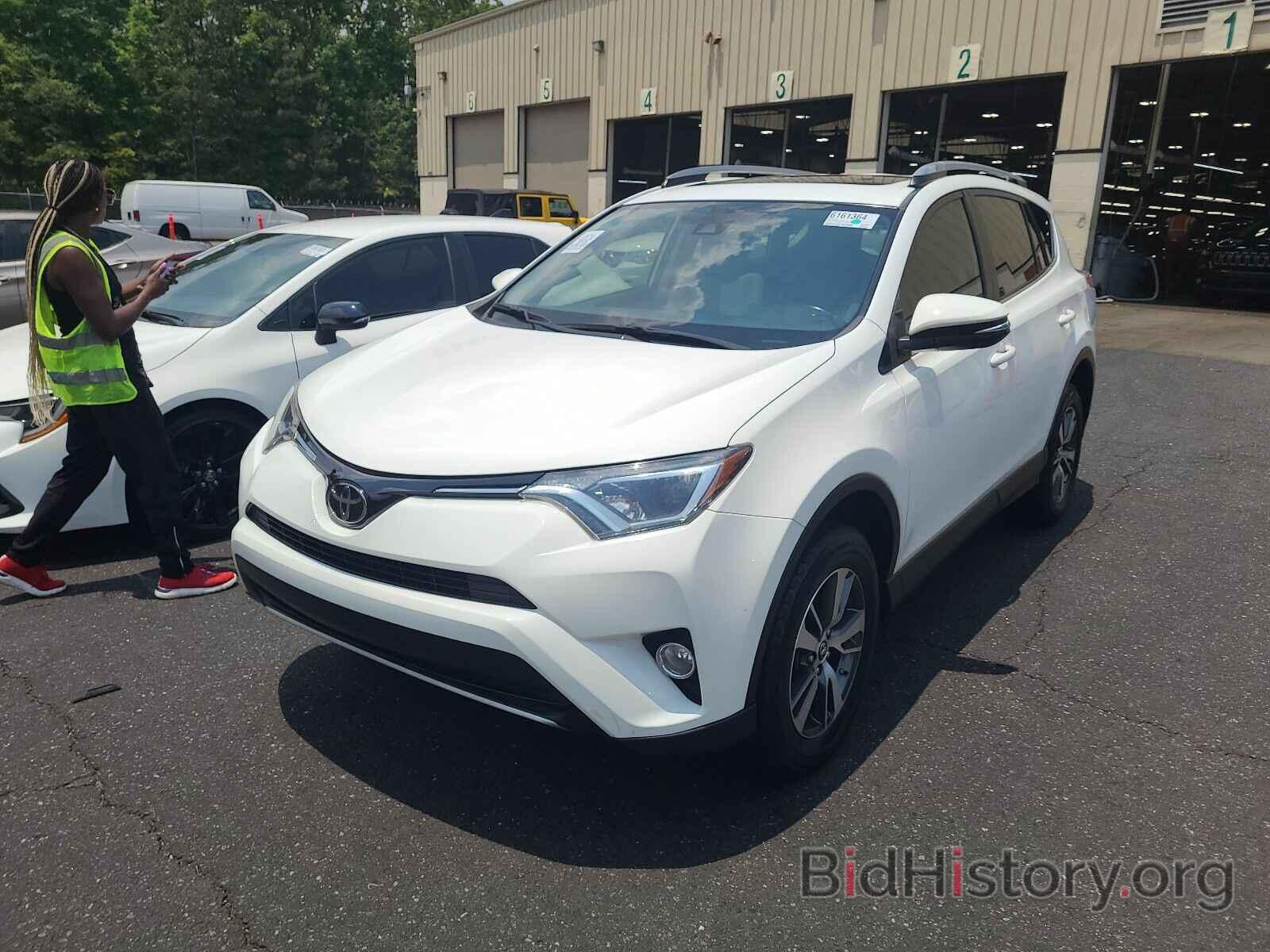 Photo JTMWFREV4JJ170469 - Toyota RAV4 2018