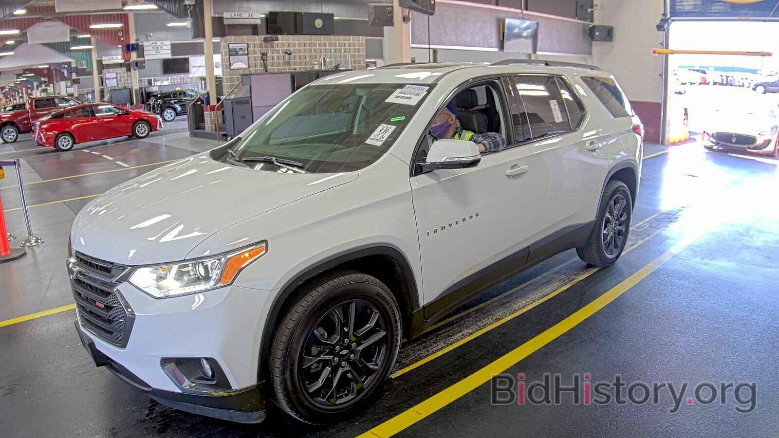 Photo 1GNEVJKW4KJ295851 - Chevrolet Traverse 2019