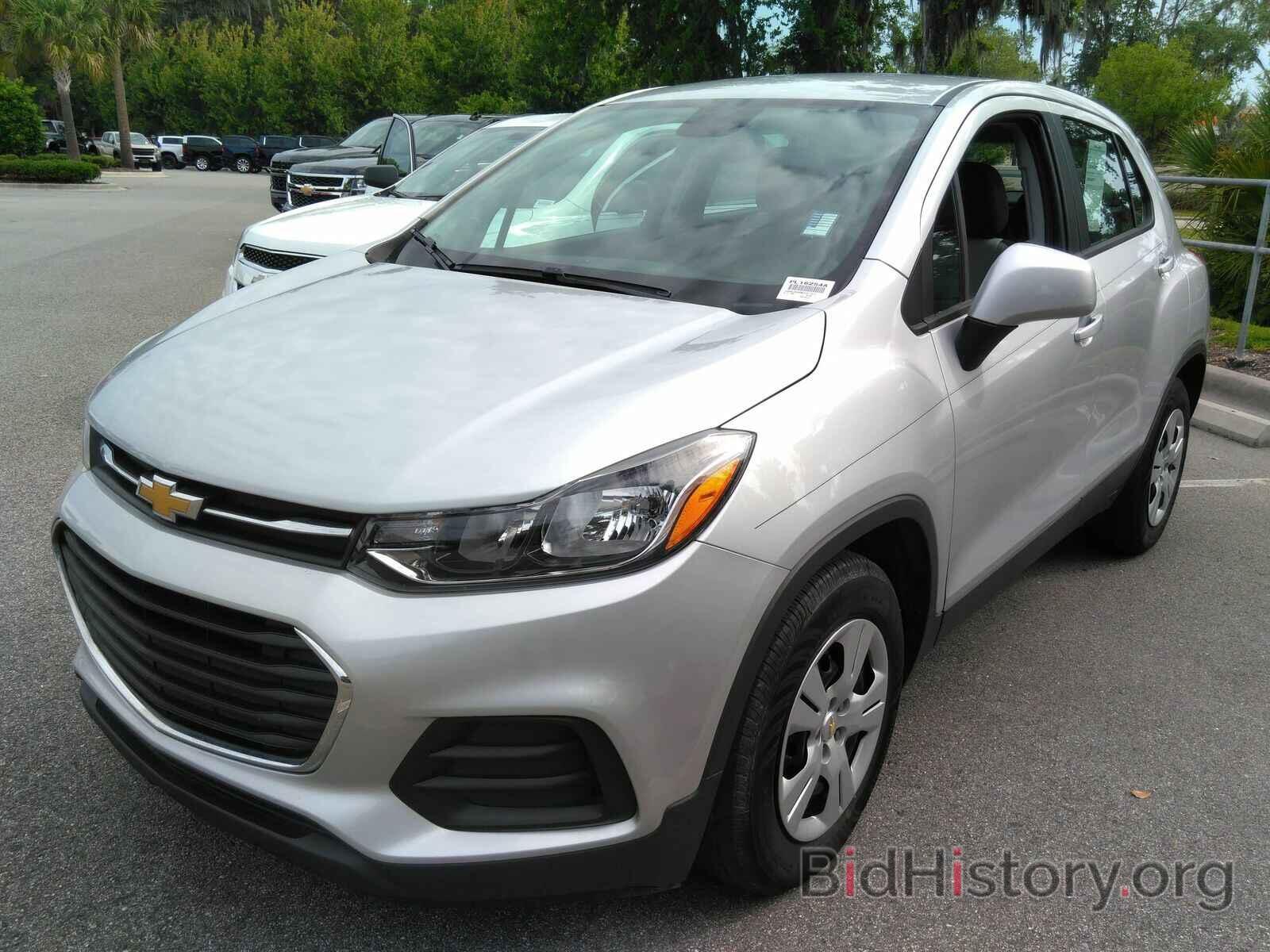 Photo 3GNCJKSB8JL271517 - Chevrolet Trax 2018