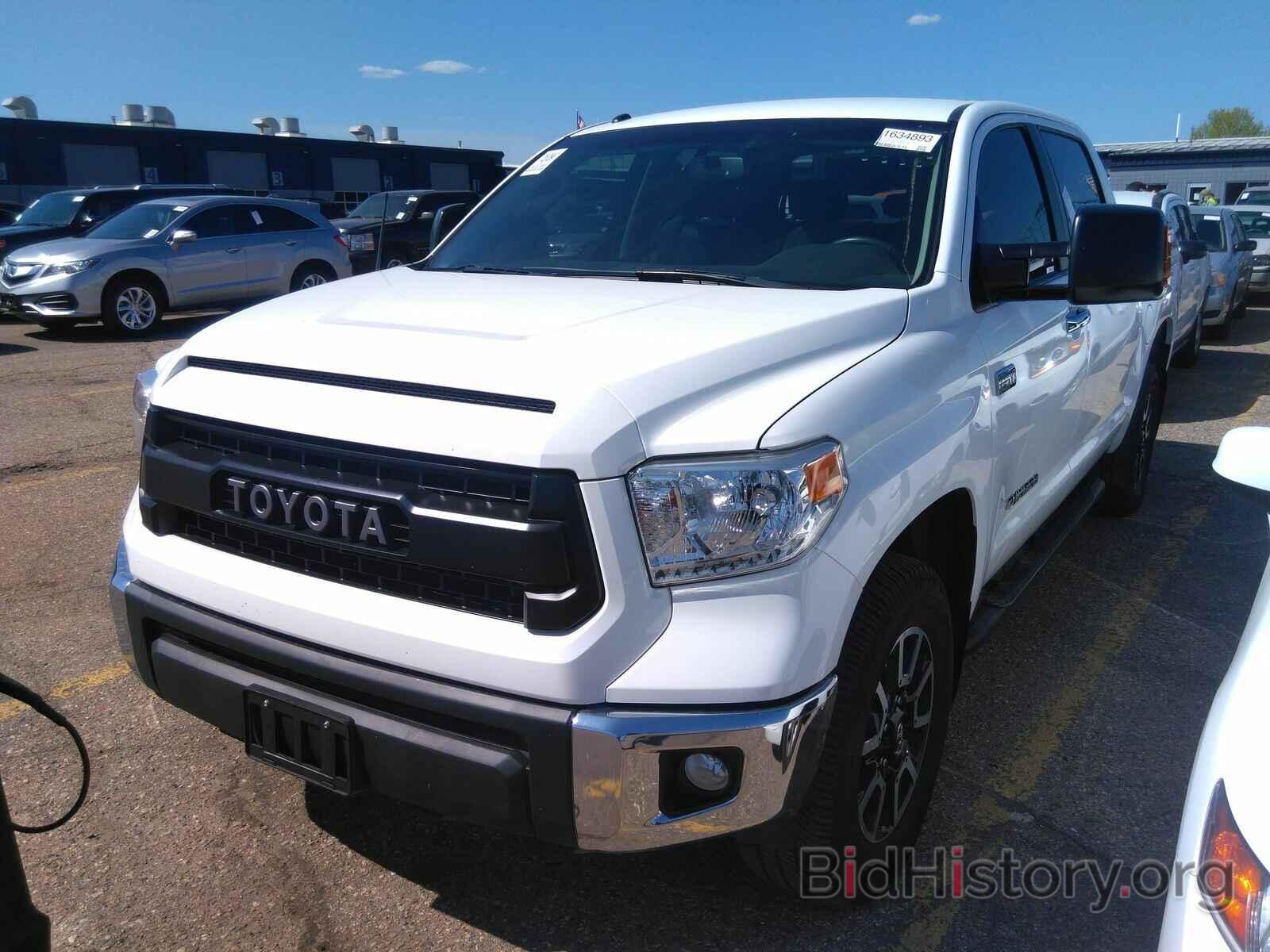 Photo 5TFHW5F14HX627785 - Toyota Tundra 4WD 2017