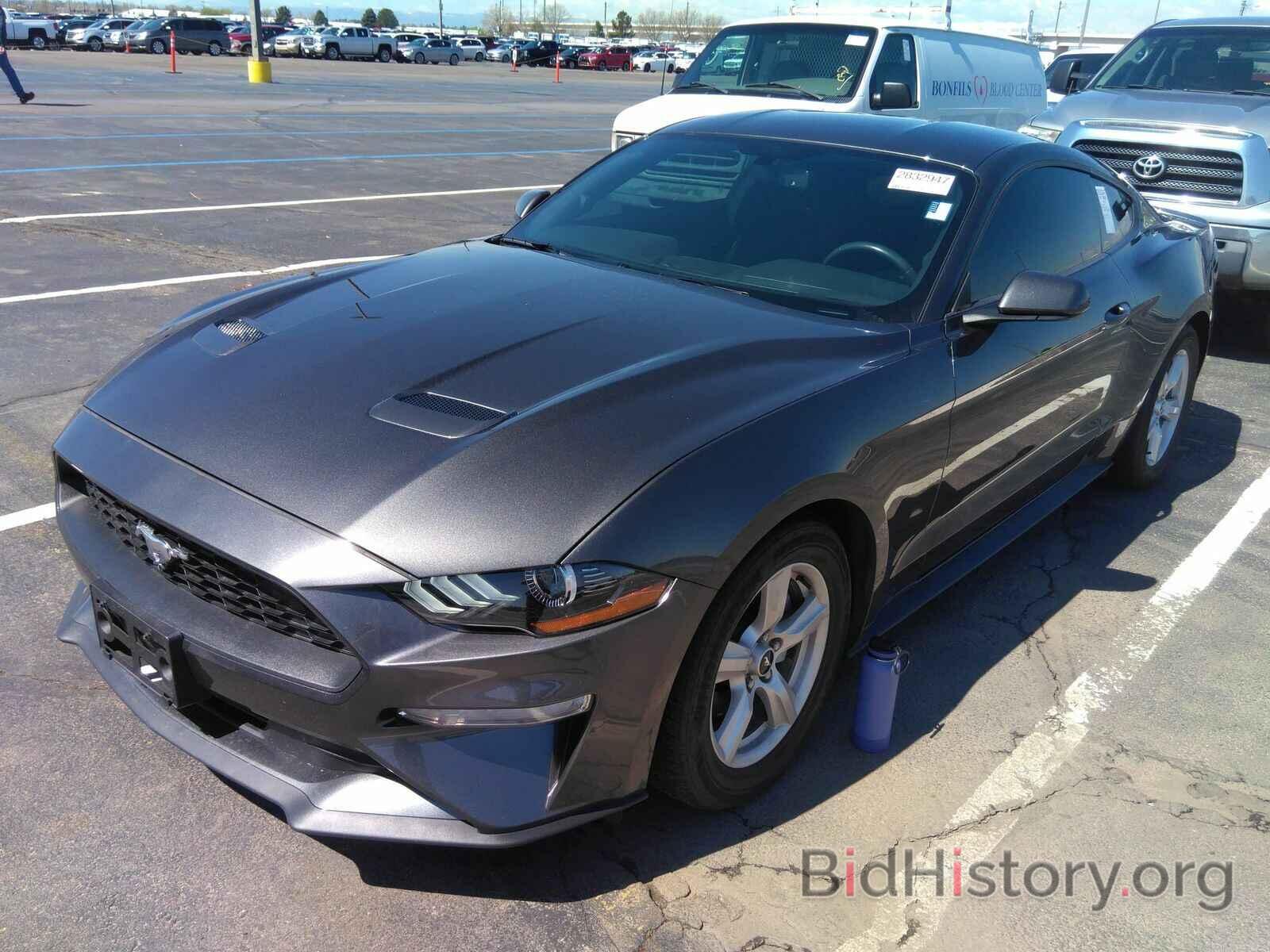 Photo 1FA6P8TH1J5144933 - Ford Mustang 2018
