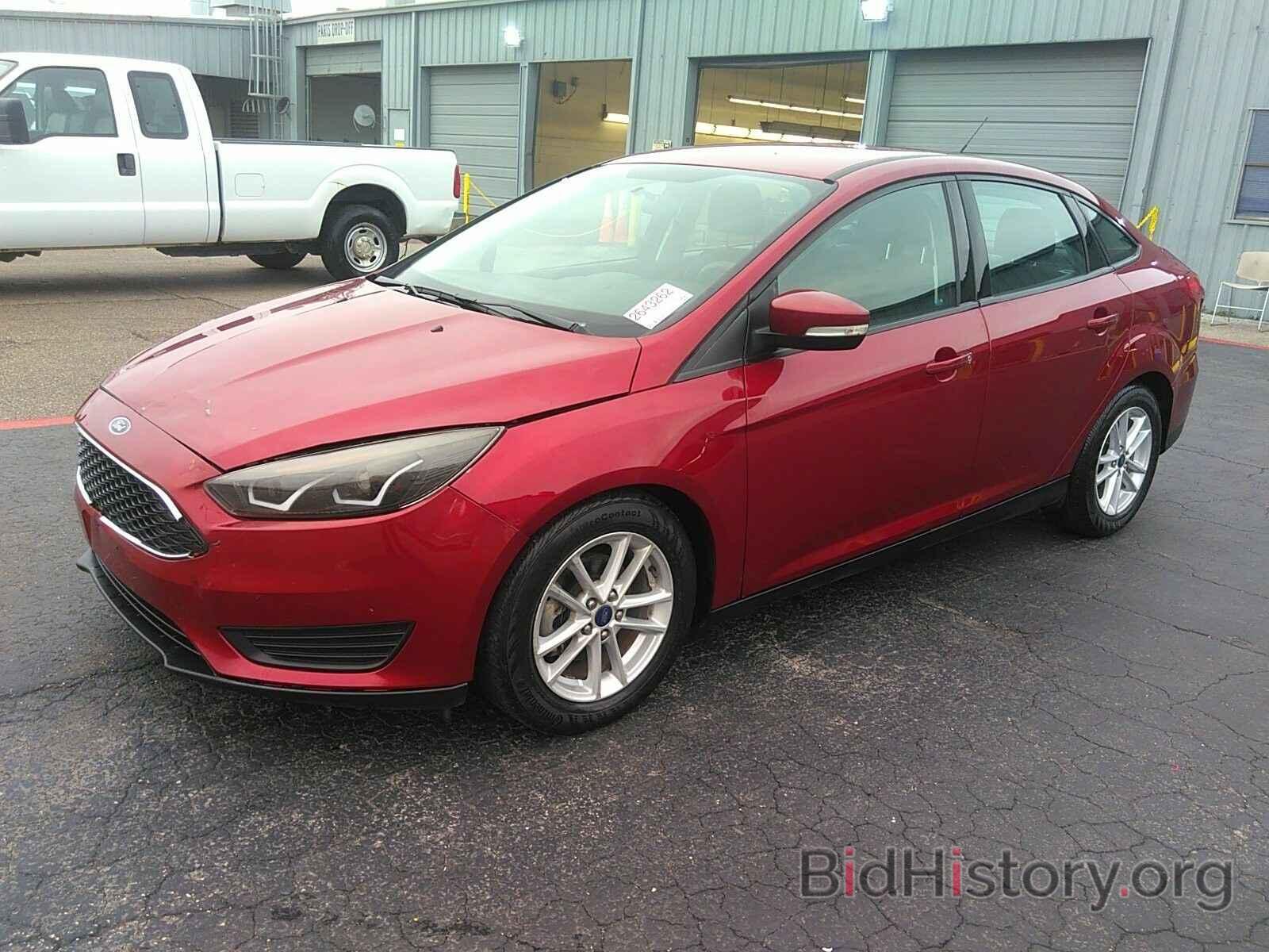 Photo 1FADP3F28HL263215 - Ford Focus SE 2017