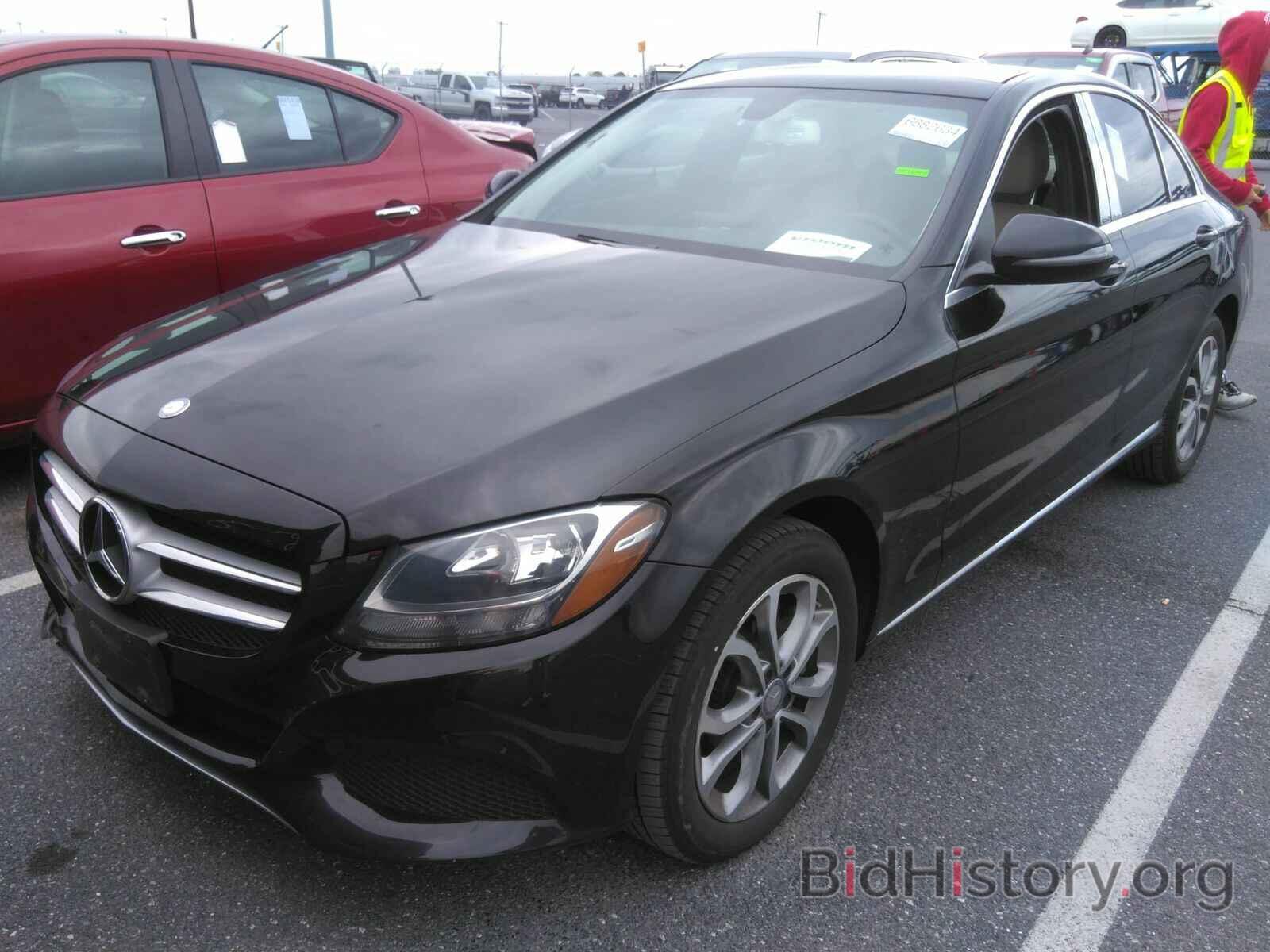 Photo 55SWF4KBXGU109638 - Mercedes-Benz C-Class 2016