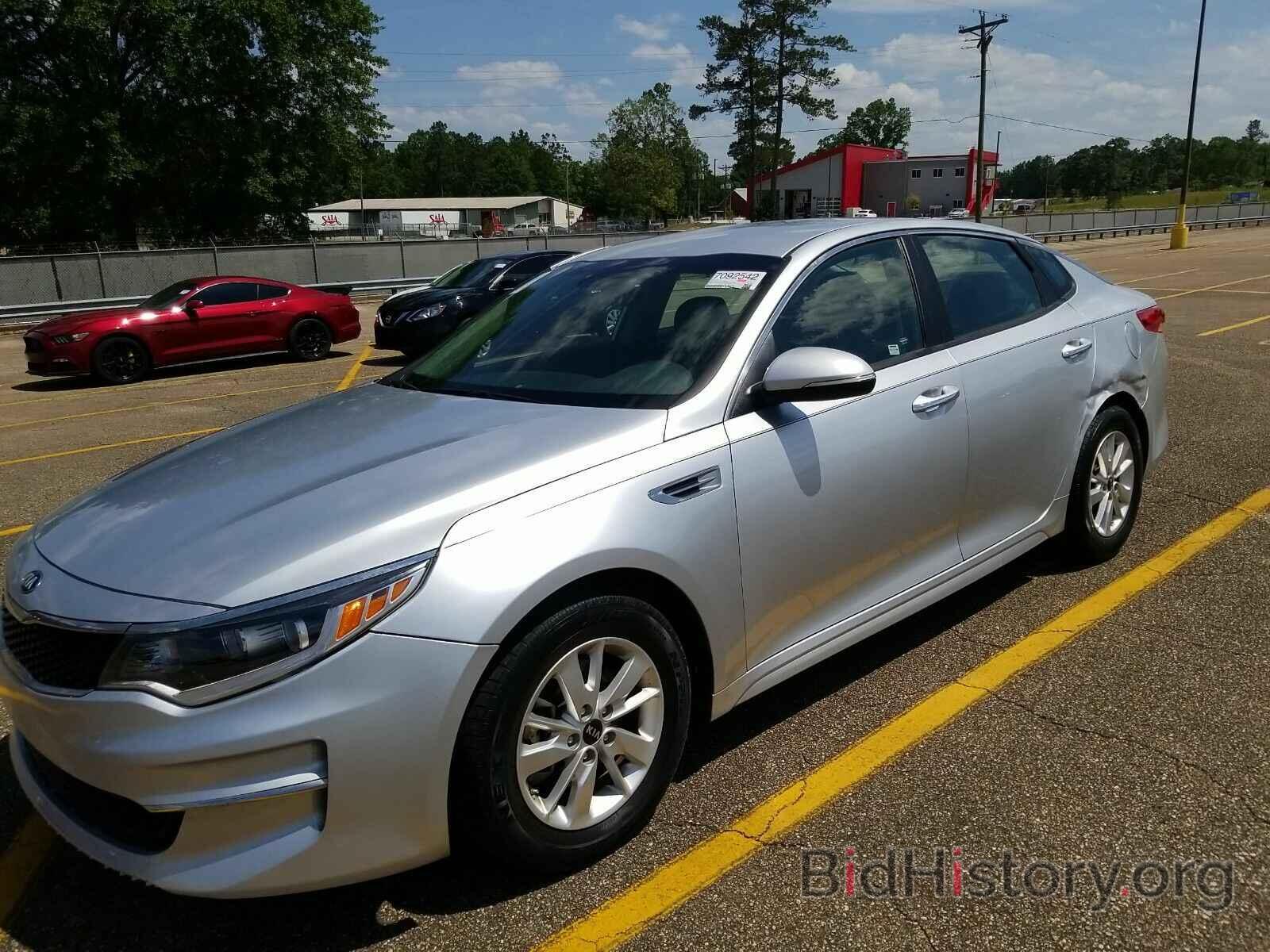 Photo 5XXGT4L34JG192560 - Kia Optima 2018