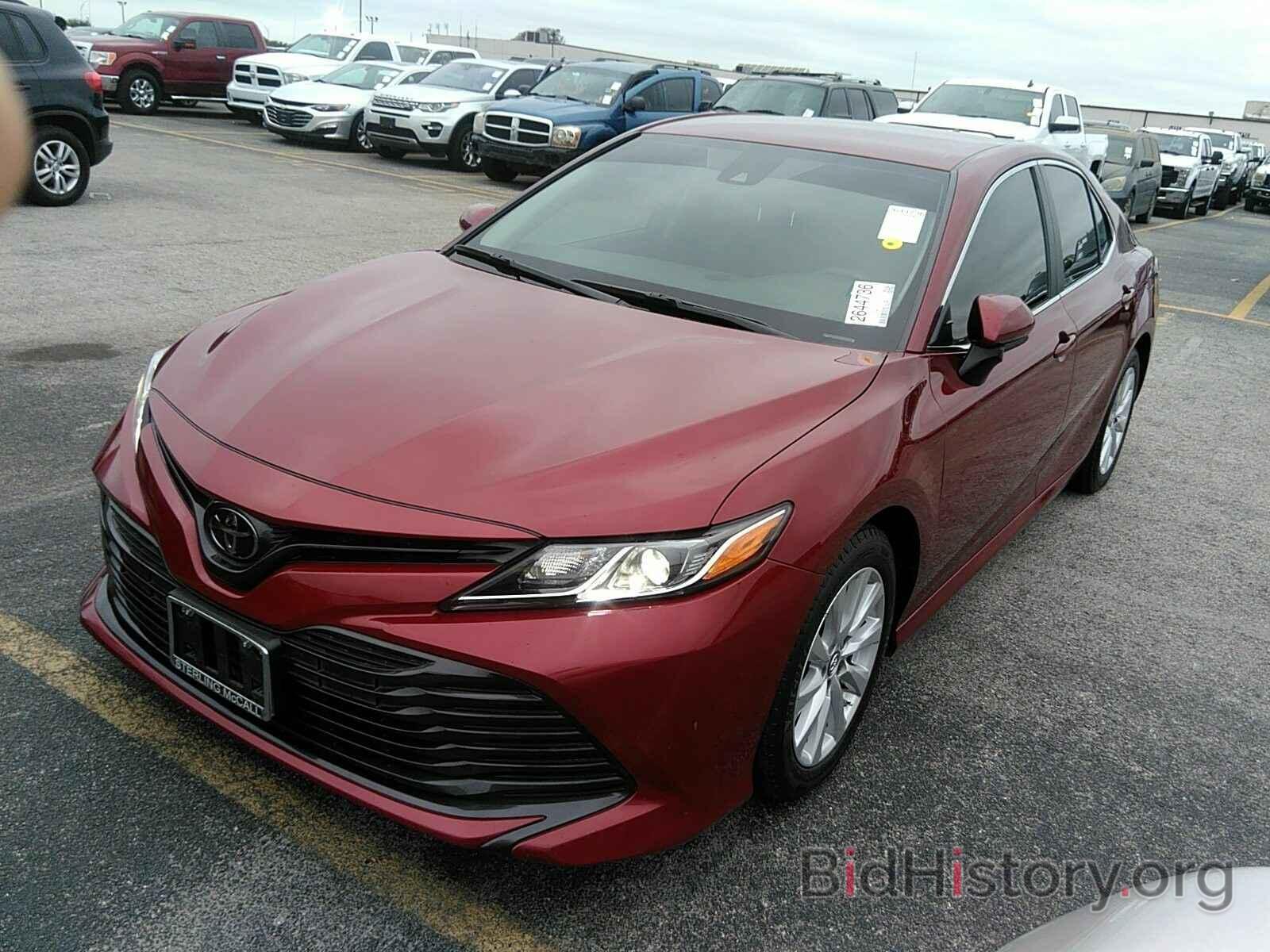 Photo 4T1B11HK2KU764554 - Toyota Camry LE 2019