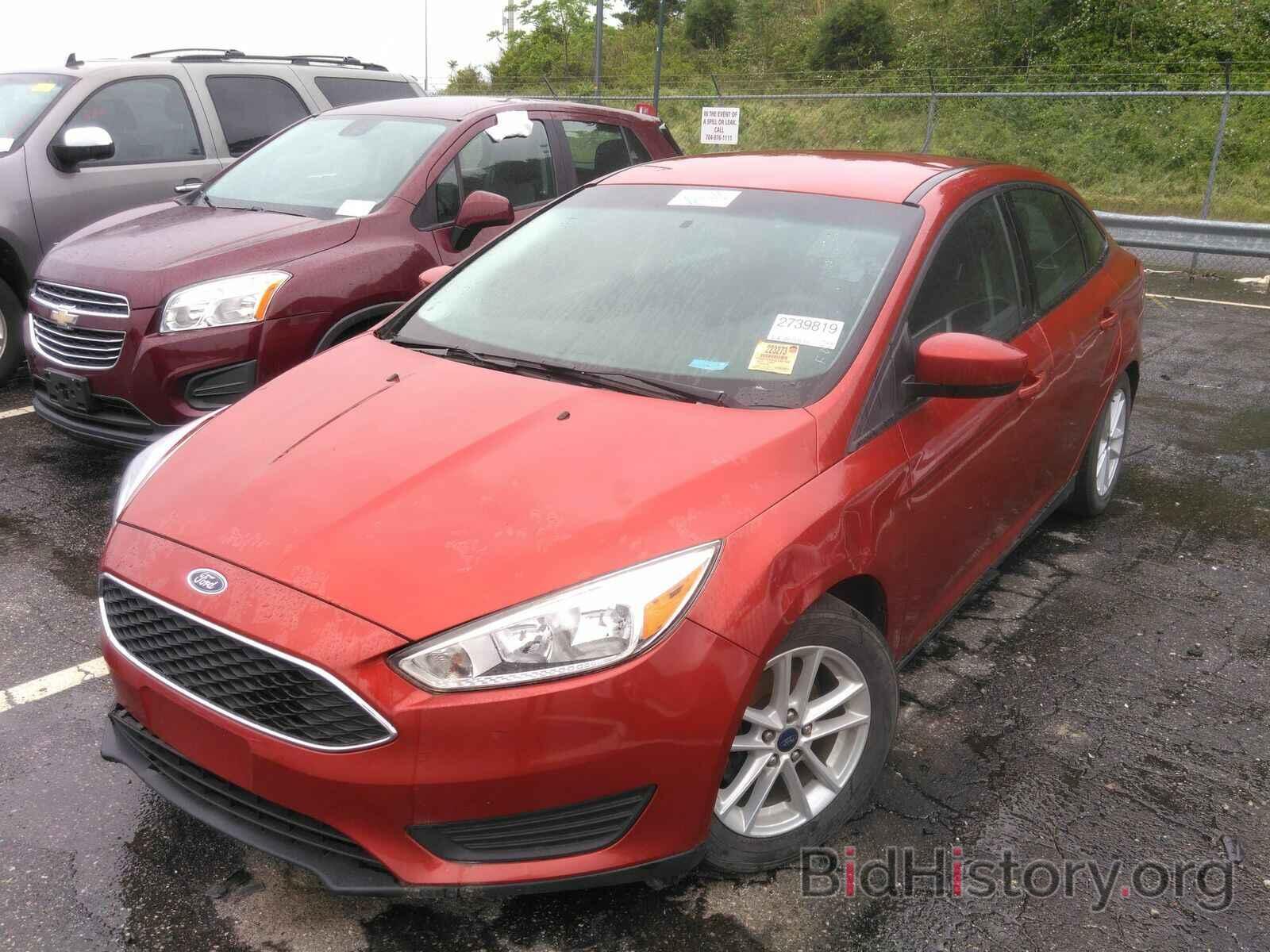 Photo 1FADP3FEXJL242740 - Ford Focus SE 2018