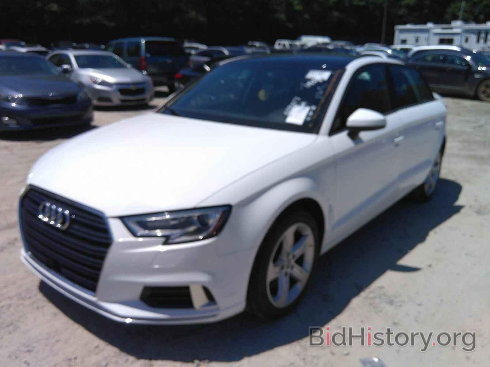 Photo WAUAUGFF7J1037357 - Audi A3 Sedan 2018