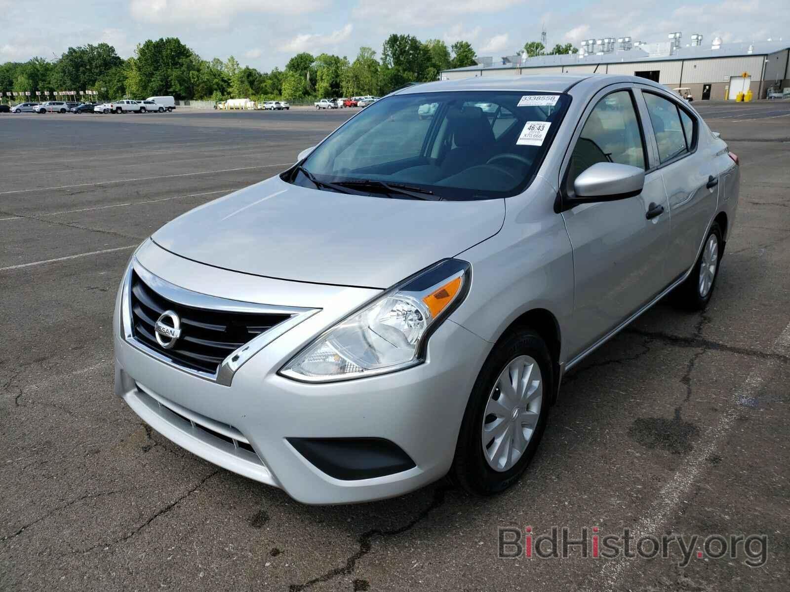 Photo 3N1CN7AP3JL853356 - Nissan Versa Sedan 2018