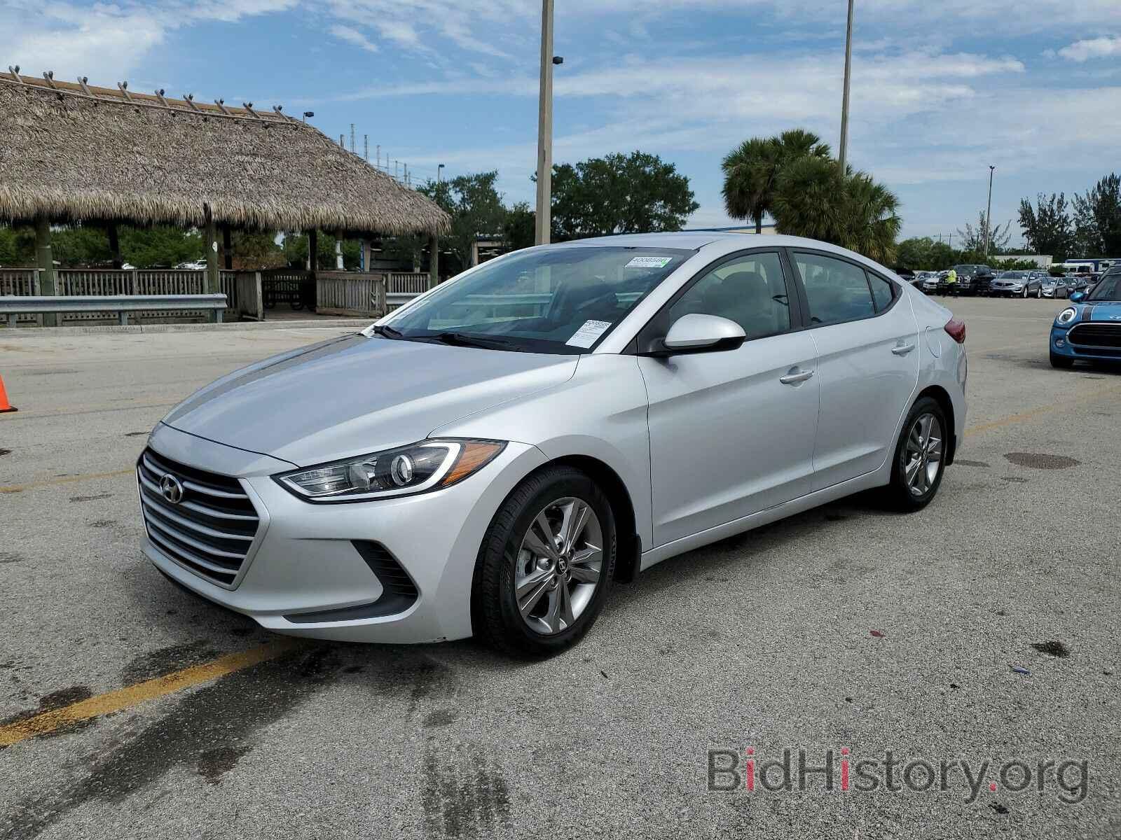 Photo KMHD84LF2HU381089 - Hyundai Elantra SE 2017