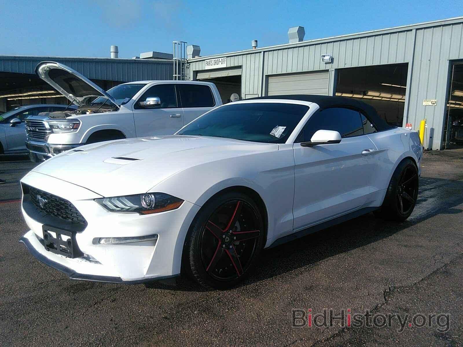 Photo 1FATP8UH0J5155245 - Ford Mustang 2018