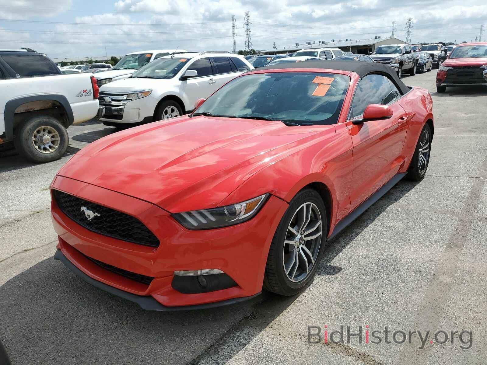 Photo 1FATP8UH9G5253716 - Ford Mustang 2016