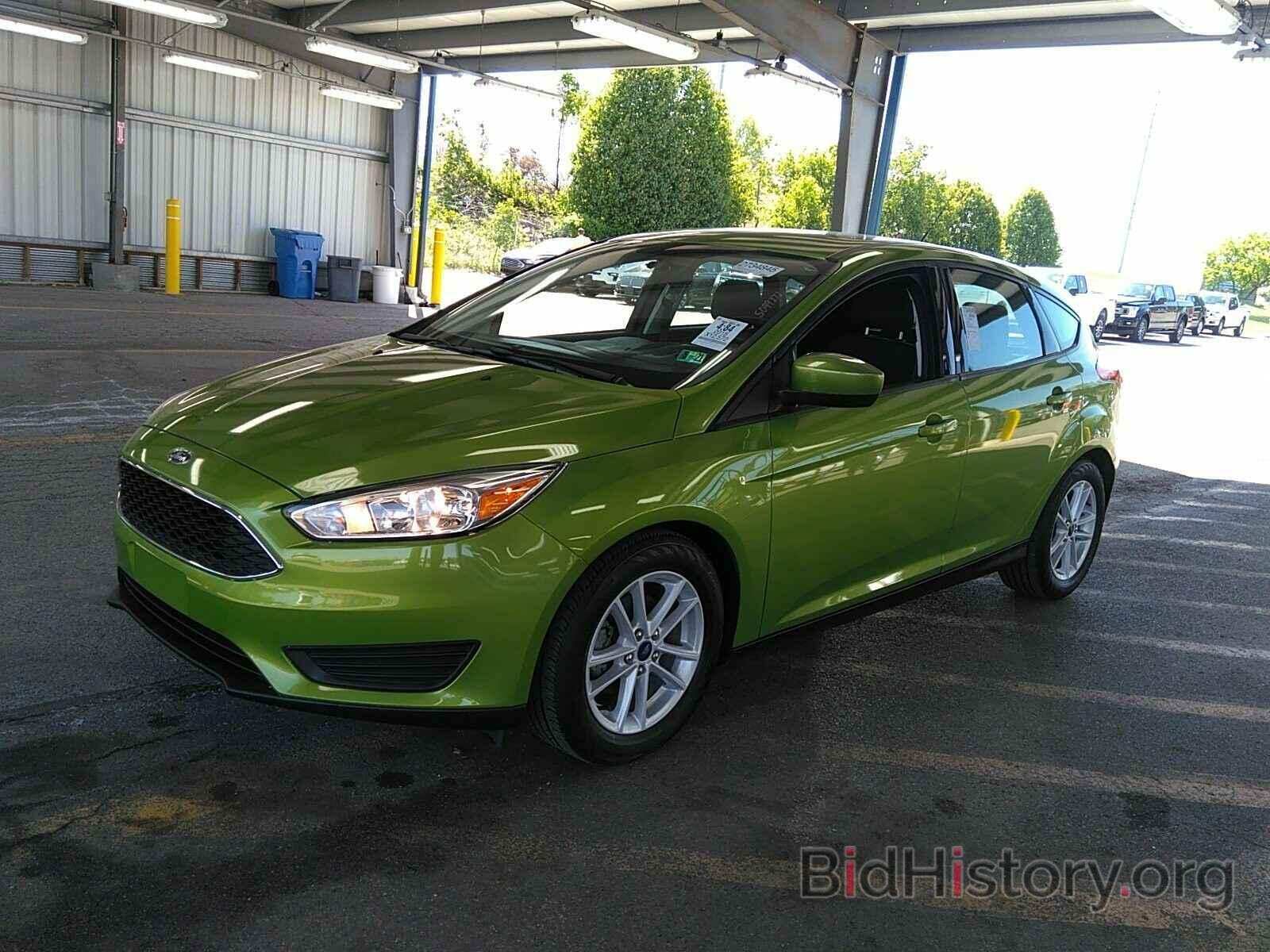 Photo 1FADP3K2XJL301281 - Ford Focus SE 2018
