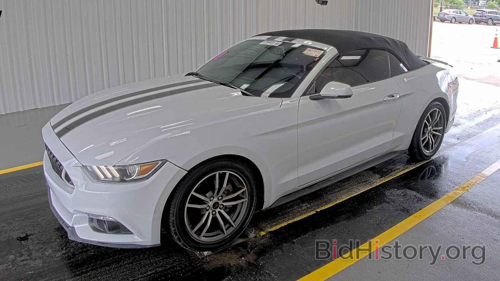 Photo 1FATP8UH3G5329141 - Ford Mustang 2016