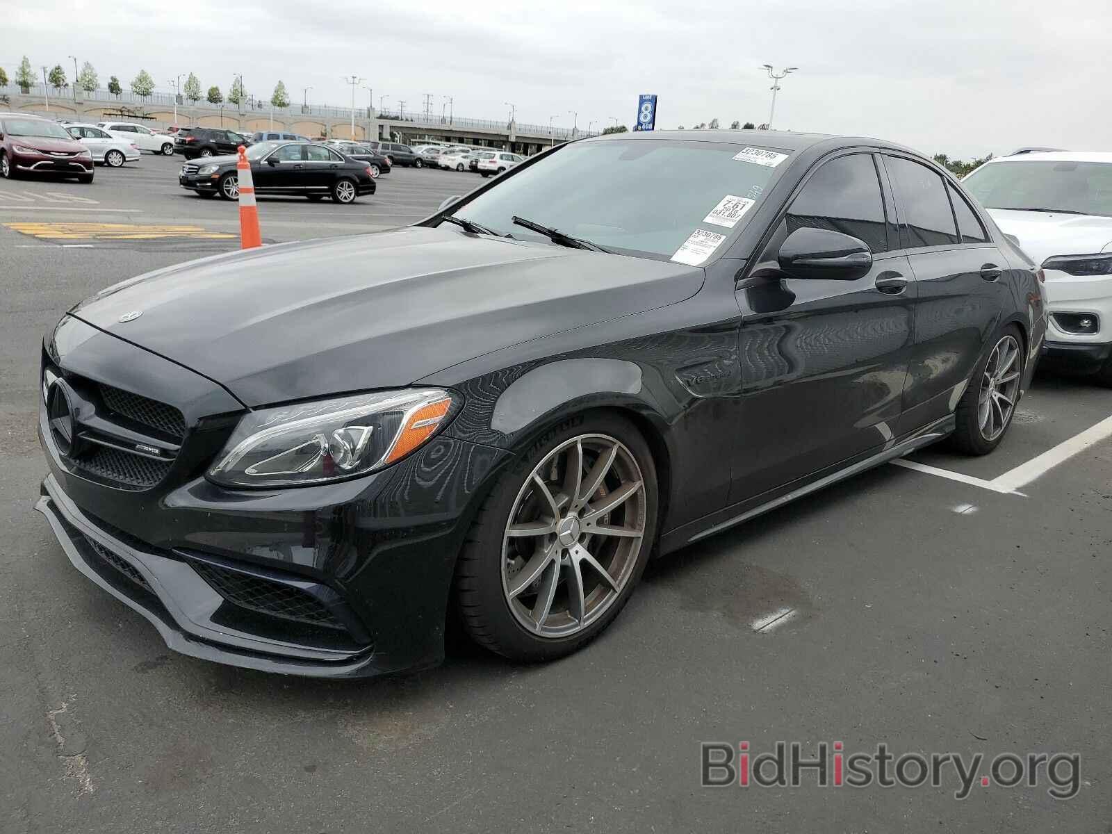 Photo 55SWF8GB9JU250904 - Mercedes-Benz C-Class 2018