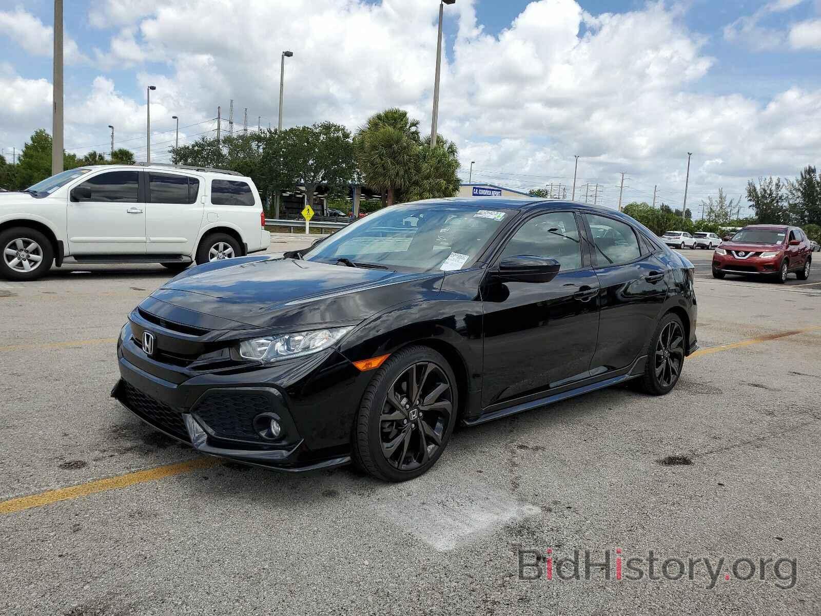 Photo SHHFK7H4XJU219120 - Honda Civic Hatchback 2018