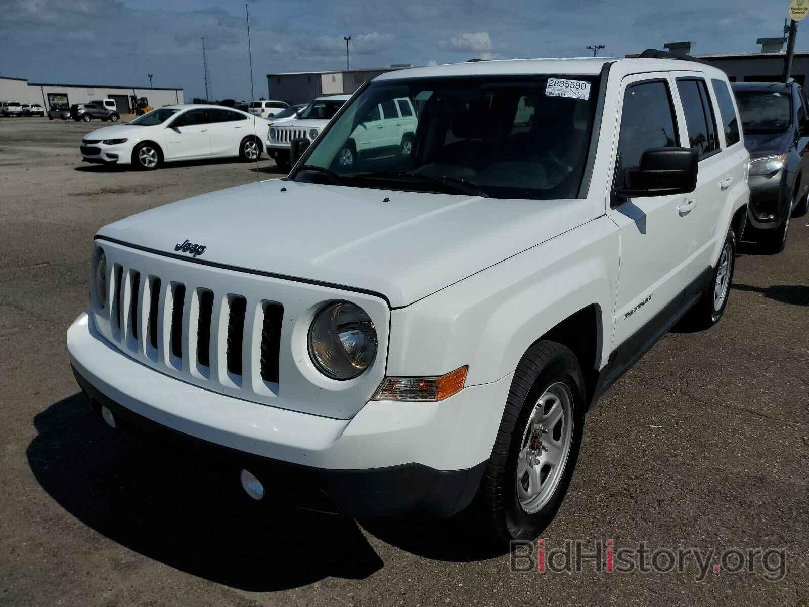 Photo 1C4NJPBB6FD304834 - Jeep Patriot 2015