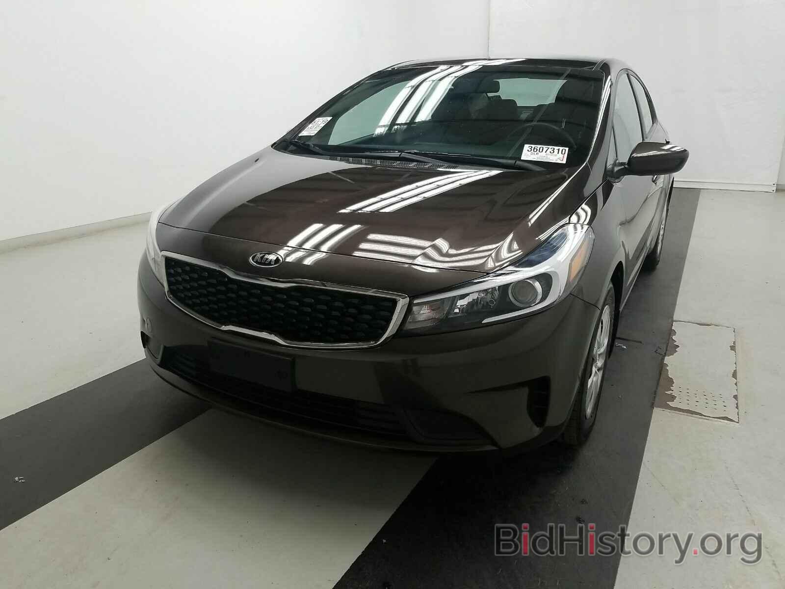 Photo 3KPFK4A70JE219699 - Kia Forte LX 2018