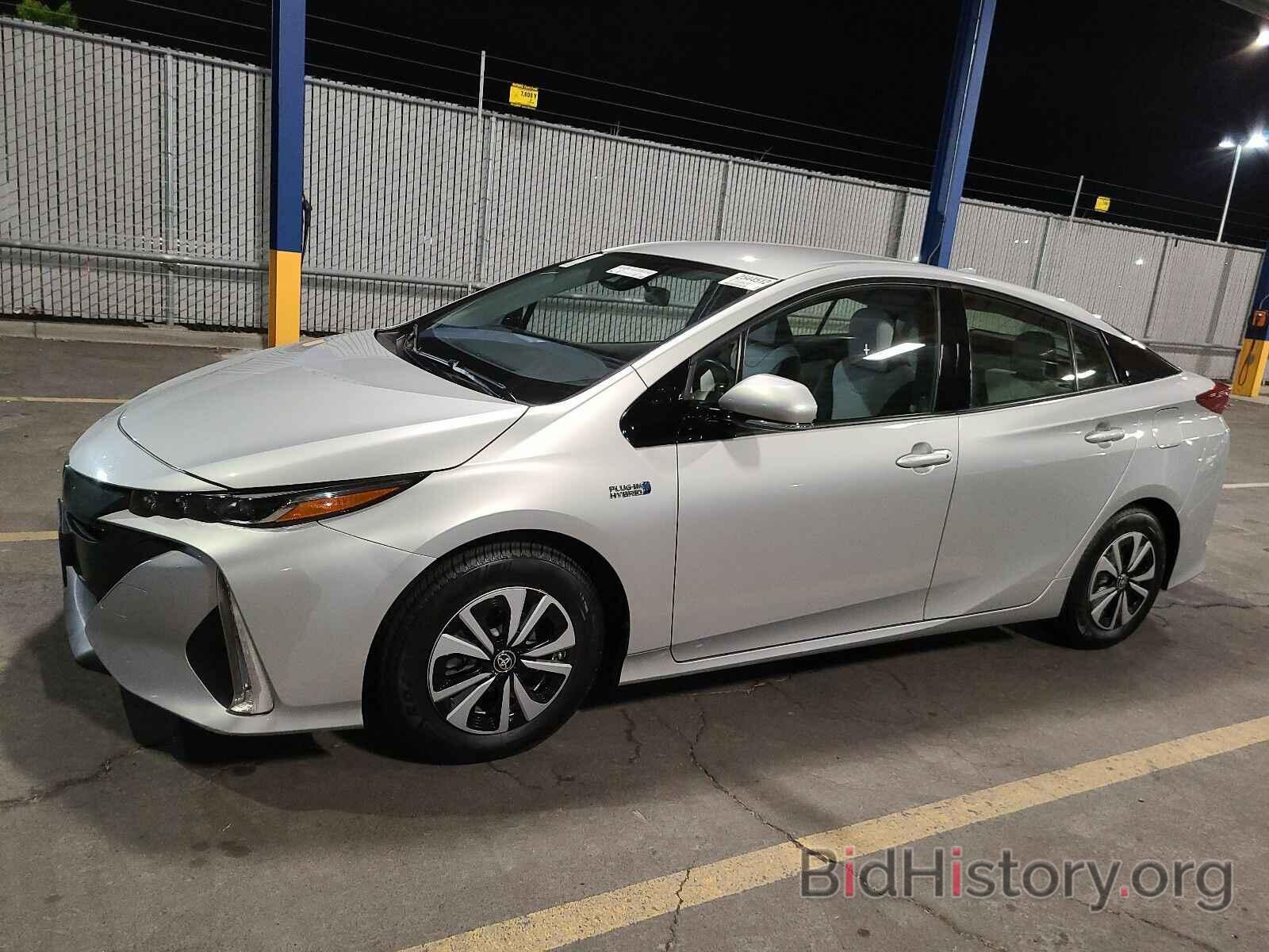 Photo JTDKARFP0H3001495 - Toyota Prius Prime 2017