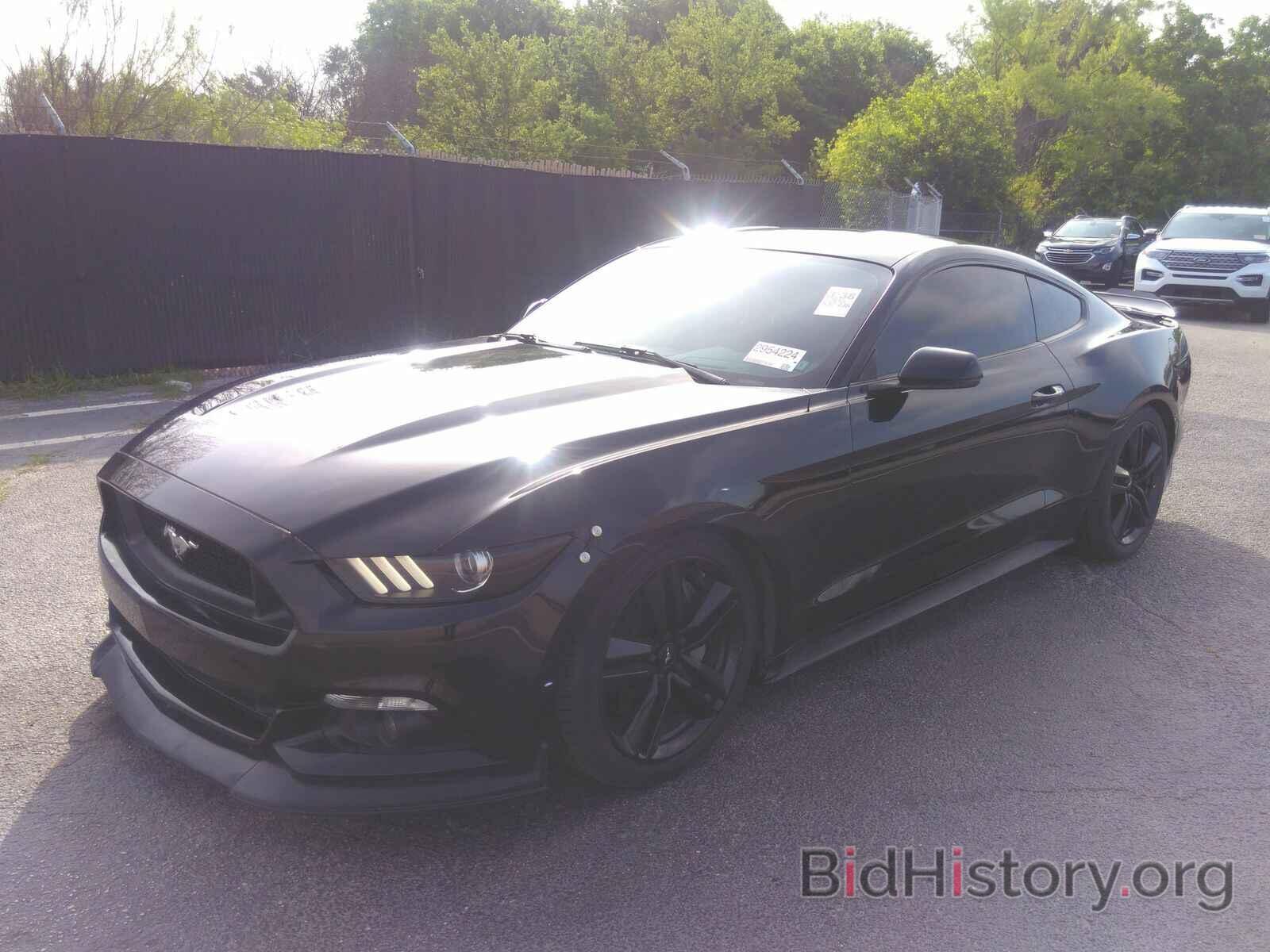 Photo 1FA6P8TH1F5408188 - Ford Mustang 2015