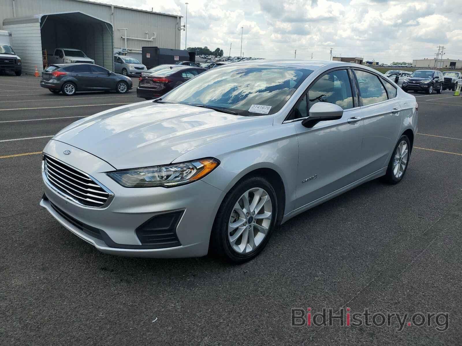 Фотография 3FA6P0LU4KR240150 - Ford Fusion Hybrid 2019