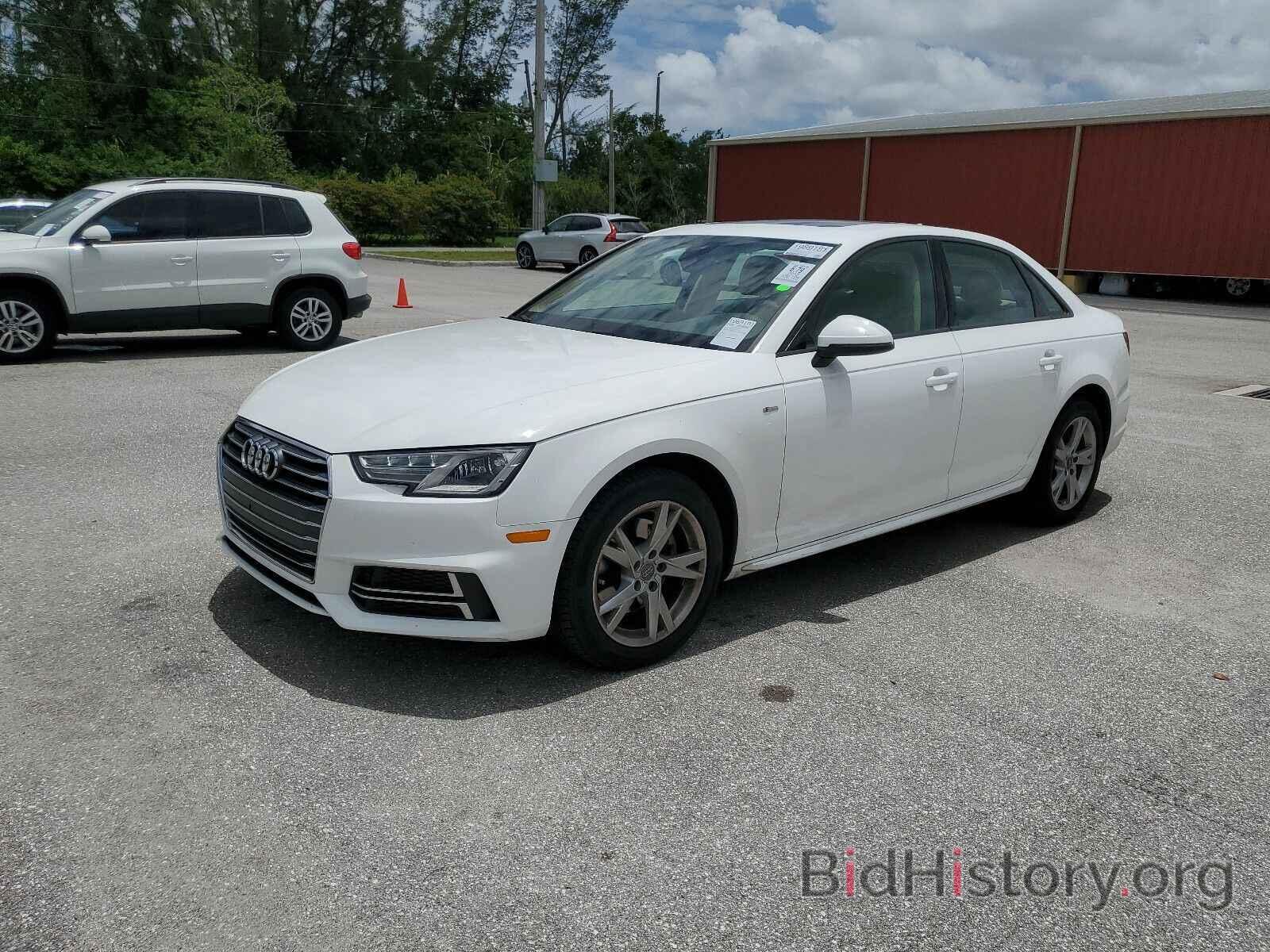 Photo WAUKMAF42JN010592 - Audi A4 2018